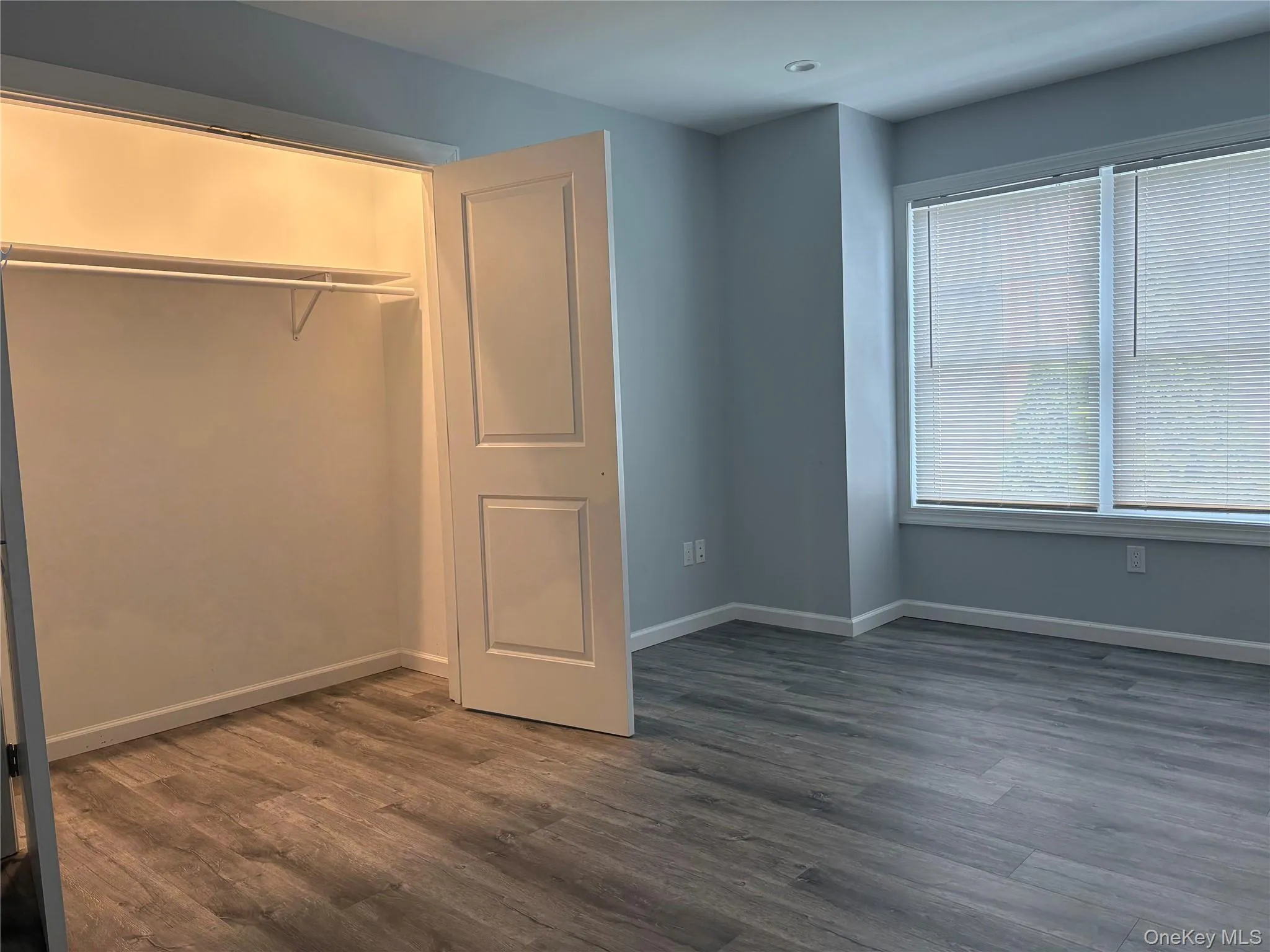 17B Dunes Lane, North Hempstead, NY, 3 Bedrooms Bedrooms, 6 Rooms Rooms,2 BathroomsBathrooms,Residential Lease,For Rent,Dunes,0,1024877 17B Dunes Lane, North Hempstead, NY, 3 Bedrooms Bedrooms, 6 Rooms Rooms,2 BathroomsBathrooms,Residential Lease,For Rent,Dunes,0,1024877