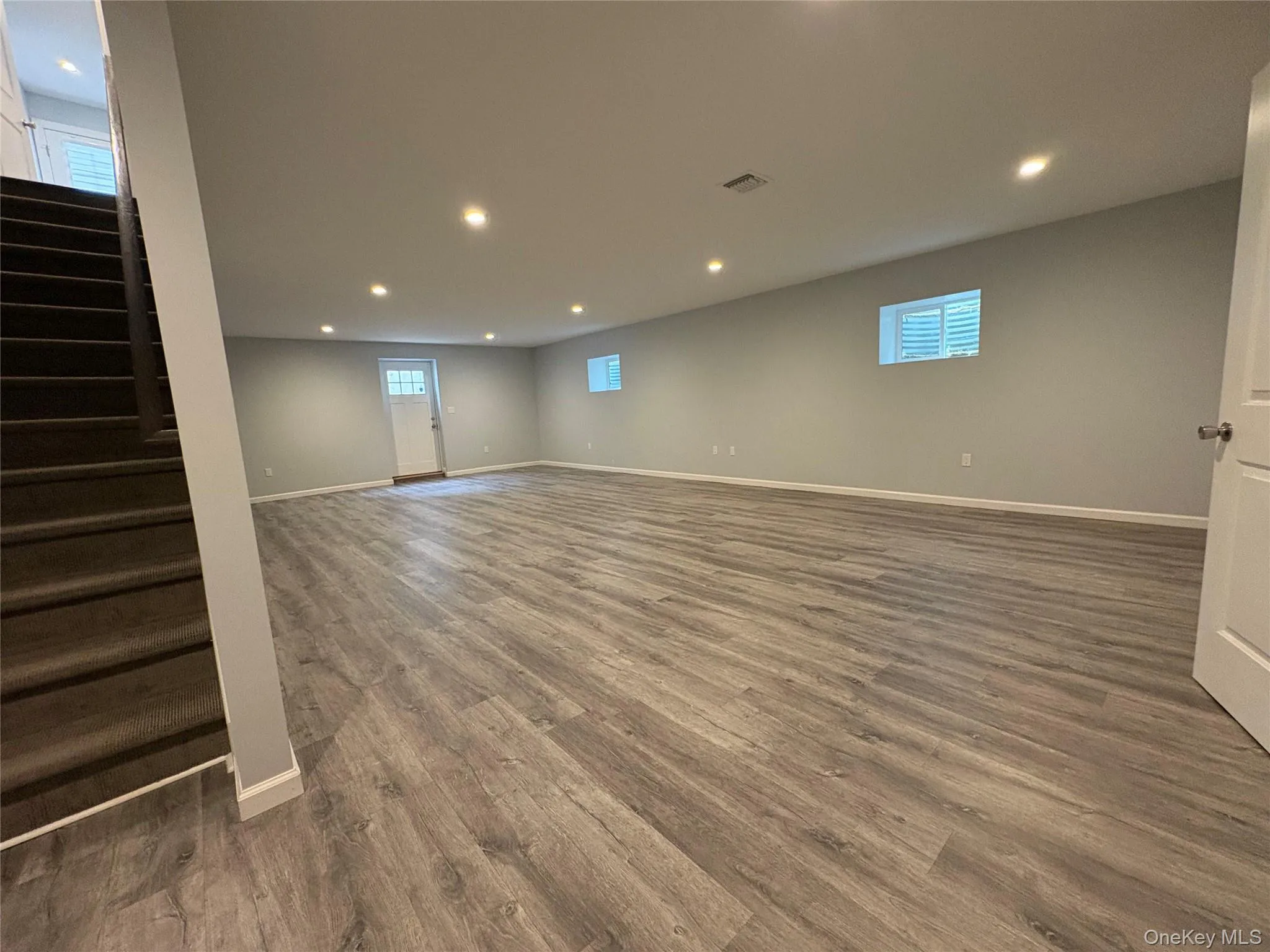 17B Dunes Lane, North Hempstead, NY, 3 Bedrooms Bedrooms, 6 Rooms Rooms,2 BathroomsBathrooms,Residential Lease,For Rent,Dunes,0,1024877 17B Dunes Lane, North Hempstead, NY, 3 Bedrooms Bedrooms, 6 Rooms Rooms,2 BathroomsBathrooms,Residential Lease,For Rent,Dunes,0,1024877