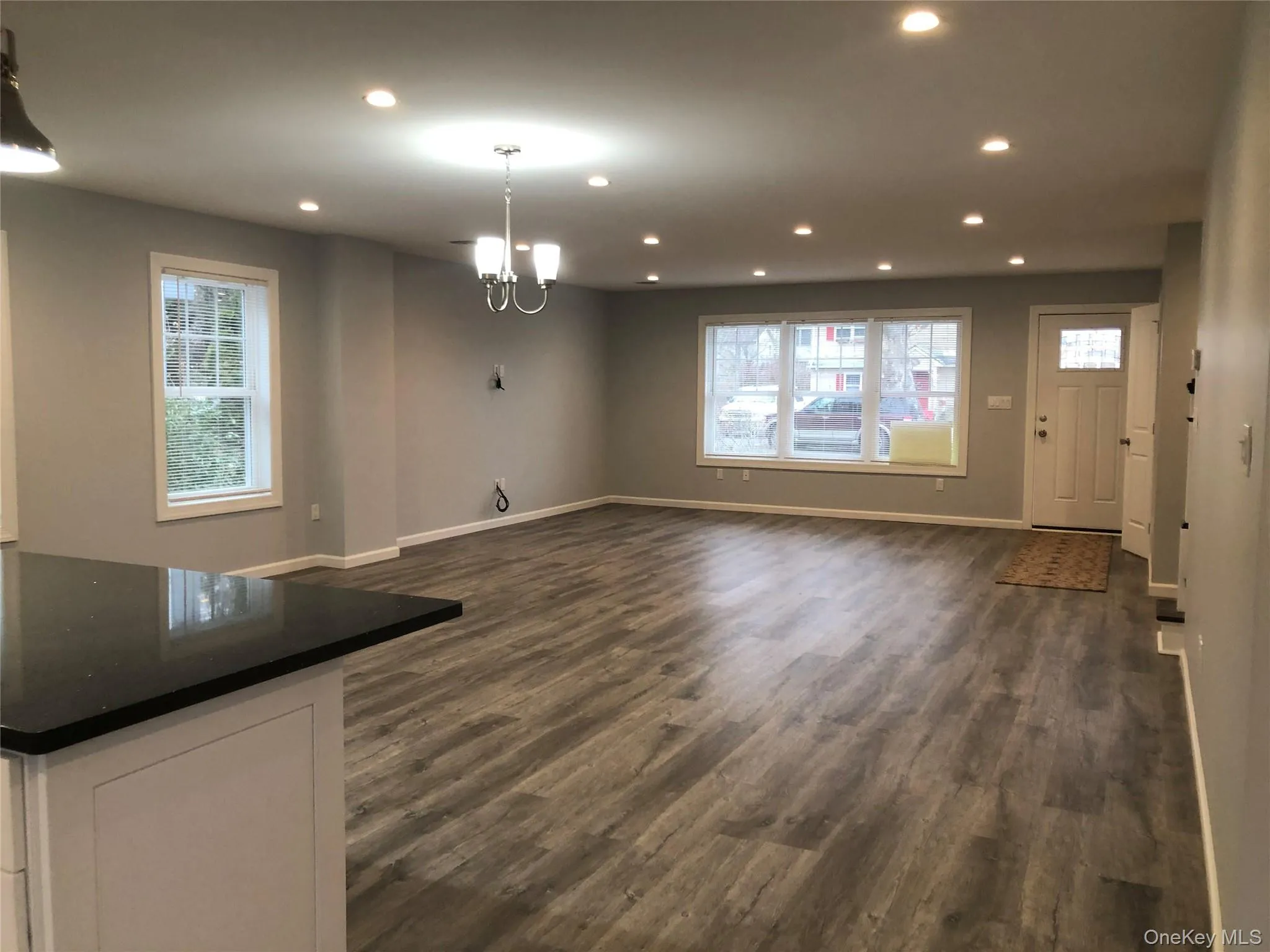 17B Dunes Lane, North Hempstead, NY, 3 Bedrooms Bedrooms, 6 Rooms Rooms,2 BathroomsBathrooms,Residential Lease,For Rent,Dunes,0,1024877 17B Dunes Lane, North Hempstead, NY, 3 Bedrooms Bedrooms, 6 Rooms Rooms,2 BathroomsBathrooms,Residential Lease,For Rent,Dunes,0,1024877