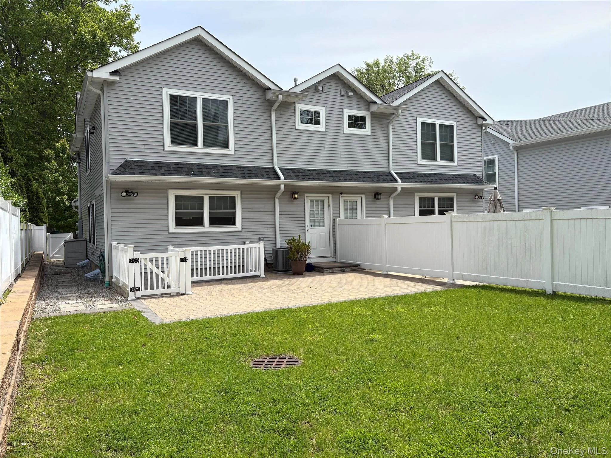 17B Dunes Lane, North Hempstead, NY, 3 Bedrooms Bedrooms, 6 Rooms Rooms,2 BathroomsBathrooms,Residential Lease,For Rent,Dunes,0,1024877 17B Dunes Lane, North Hempstead, NY, 3 Bedrooms Bedrooms, 6 Rooms Rooms,2 BathroomsBathrooms,Residential Lease,For Rent,Dunes,0,1024877