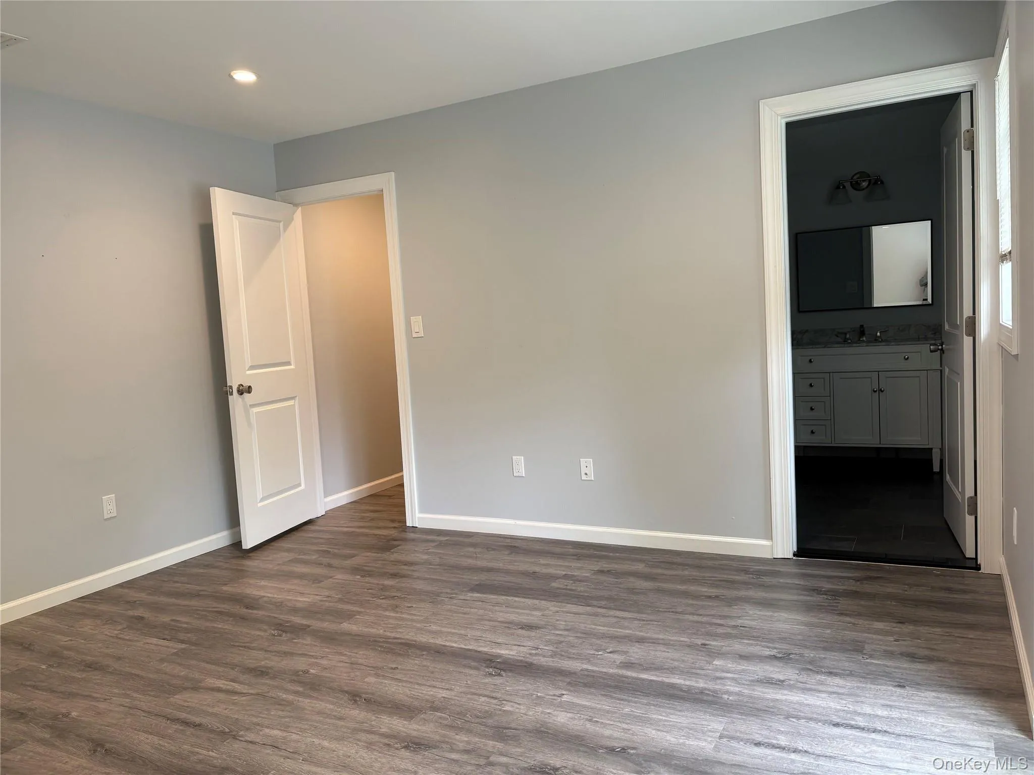 17B Dunes Lane, North Hempstead, NY, 3 Bedrooms Bedrooms, 6 Rooms Rooms,2 BathroomsBathrooms,Residential Lease,For Rent,Dunes,0,1024877 17B Dunes Lane, North Hempstead, NY, 3 Bedrooms Bedrooms, 6 Rooms Rooms,2 BathroomsBathrooms,Residential Lease,For Rent,Dunes,0,1024877