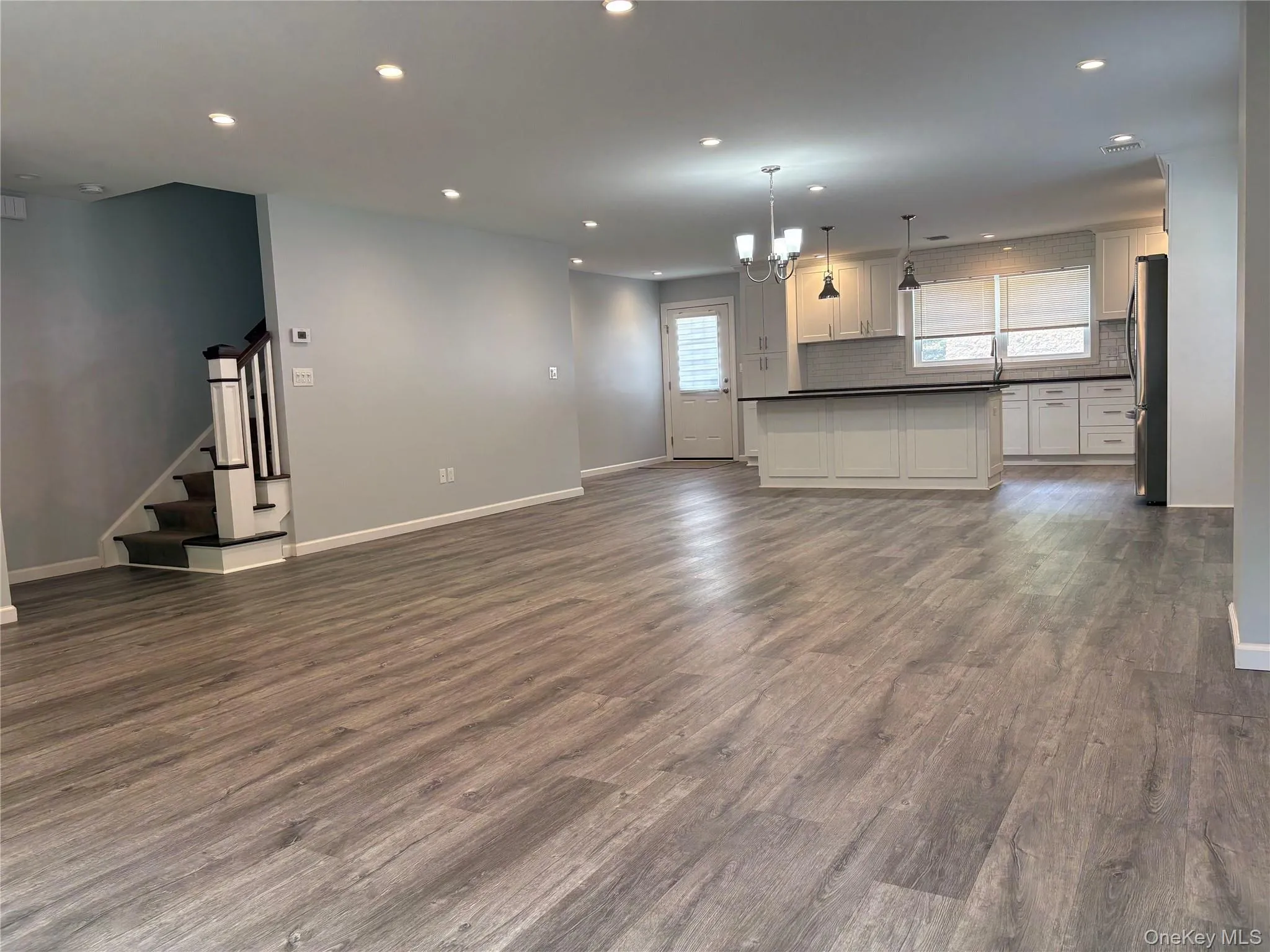 17B Dunes Lane, North Hempstead, NY, 3 Bedrooms Bedrooms, 6 Rooms Rooms,2 BathroomsBathrooms,Residential Lease,For Rent,Dunes,0,1024877 17B Dunes Lane, North Hempstead, NY, 3 Bedrooms Bedrooms, 6 Rooms Rooms,2 BathroomsBathrooms,Residential Lease,For Rent,Dunes,0,1024877