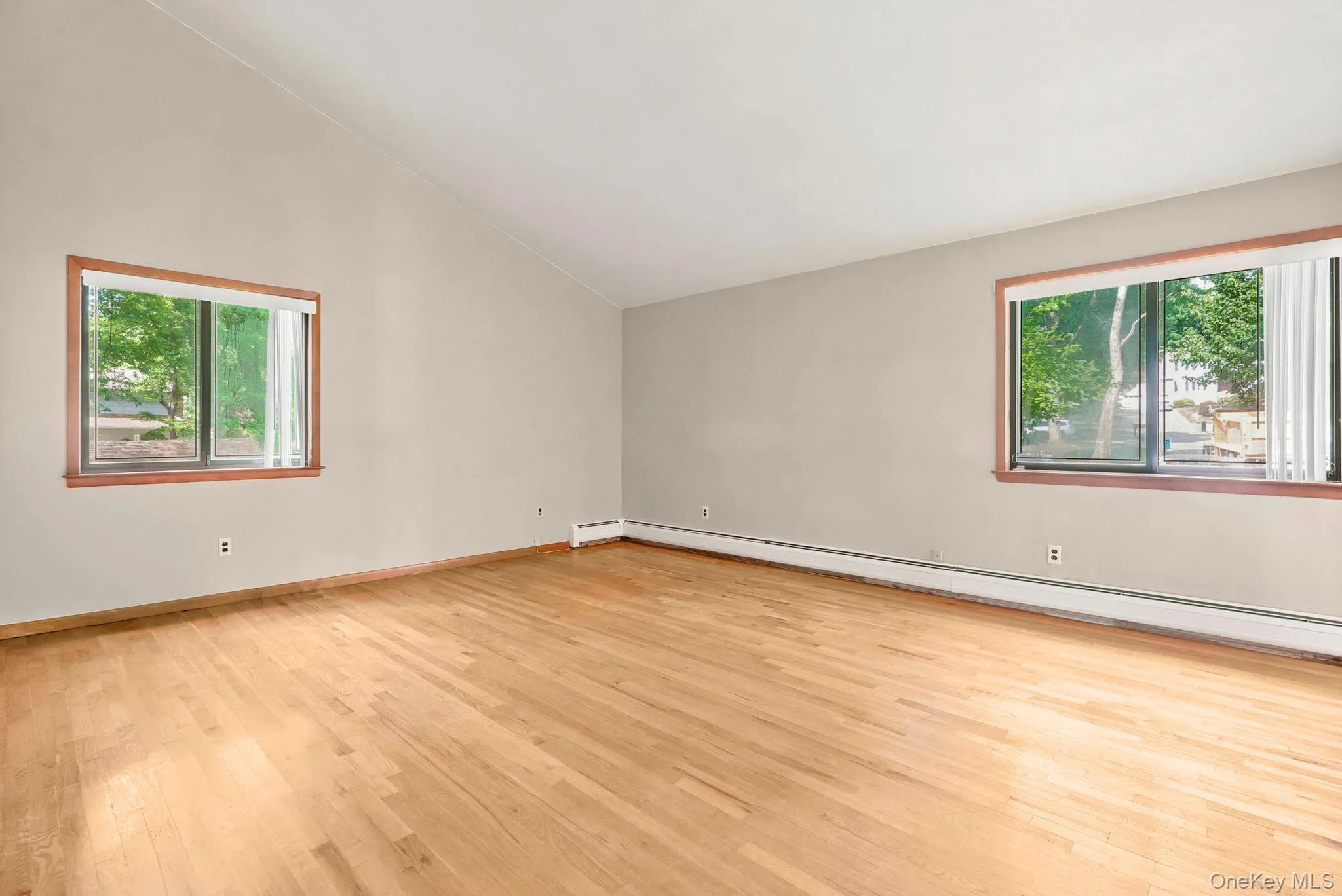 6 Pelham Court, Clarkstown, NY, 4 Bedrooms Bedrooms, 15 Rooms Rooms,2 BathroomsBathrooms,Residential,For Rent,Pelham,0,1024890 6 Pelham Court, Clarkstown, NY, 4 Bedrooms Bedrooms, 15 Rooms Rooms,2 BathroomsBathrooms,Residential,For Rent,Pelham,0,1024890