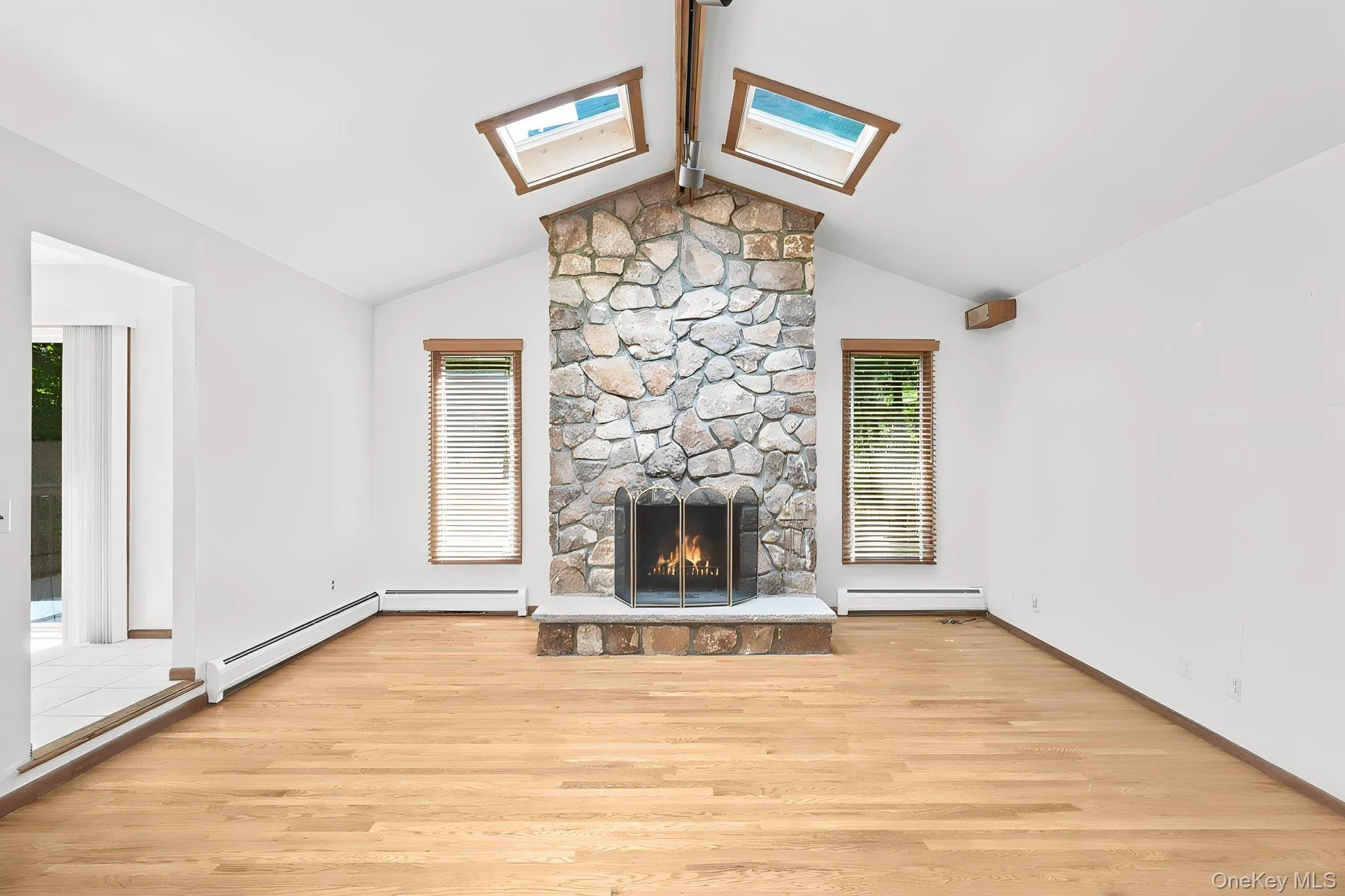 6 Pelham Court, Clarkstown, NY, 4 Bedrooms Bedrooms, 15 Rooms Rooms,2 BathroomsBathrooms,Residential,For Rent,Pelham,0,1024890 6 Pelham Court, Clarkstown, NY, 4 Bedrooms Bedrooms, 15 Rooms Rooms,2 BathroomsBathrooms,Residential,For Rent,Pelham,0,1024890