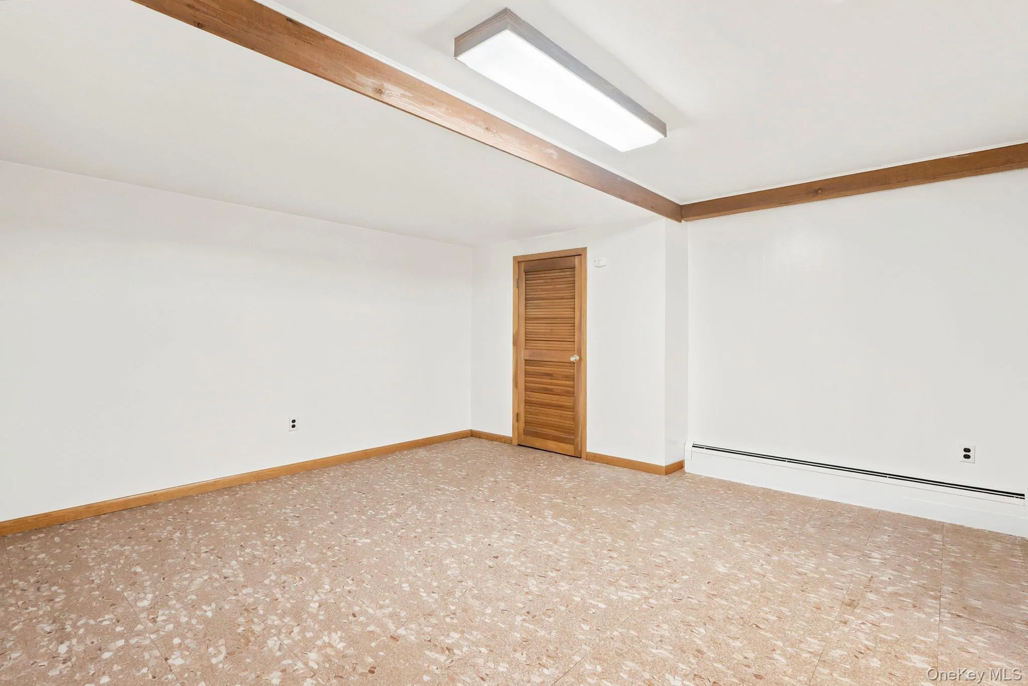 6 Pelham Court, Clarkstown, NY, 4 Bedrooms Bedrooms, 15 Rooms Rooms,2 BathroomsBathrooms,Residential,For Rent,Pelham,0,1024890 6 Pelham Court, Clarkstown, NY, 4 Bedrooms Bedrooms, 15 Rooms Rooms,2 BathroomsBathrooms,Residential,For Rent,Pelham,0,1024890