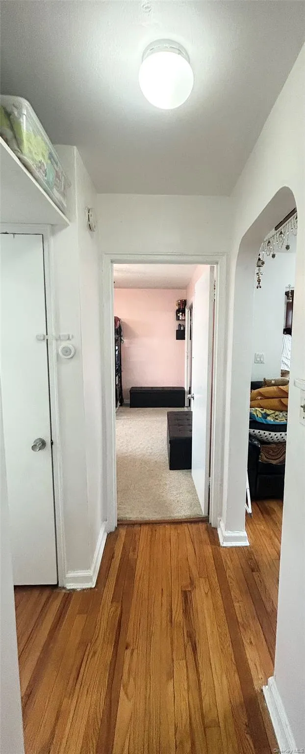 Hallway in between both bedrooms Hallway in between both bedrooms