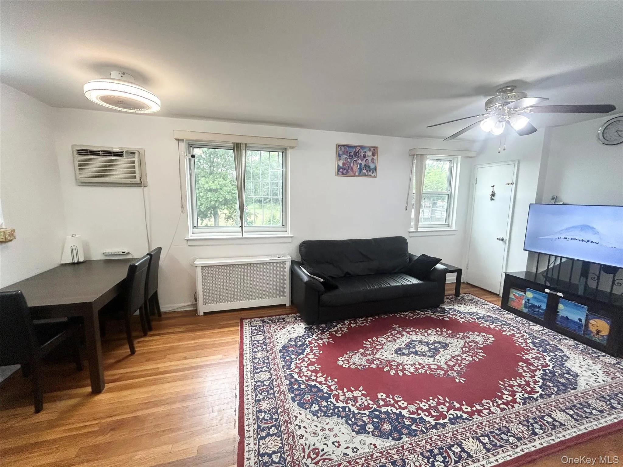 72-75 Little Neck Parkway, New York, NY, 2 Bedrooms Bedrooms, 4 Rooms Rooms,1 BathroomBathrooms,Residential,For Rent,Little Neck Parkway,0,1024893 72-75 Little Neck Parkway, New York, NY, 2 Bedrooms Bedrooms, 4 Rooms Rooms,1 BathroomBathrooms,Residential,For Rent,Little Neck Parkway,0,1024893