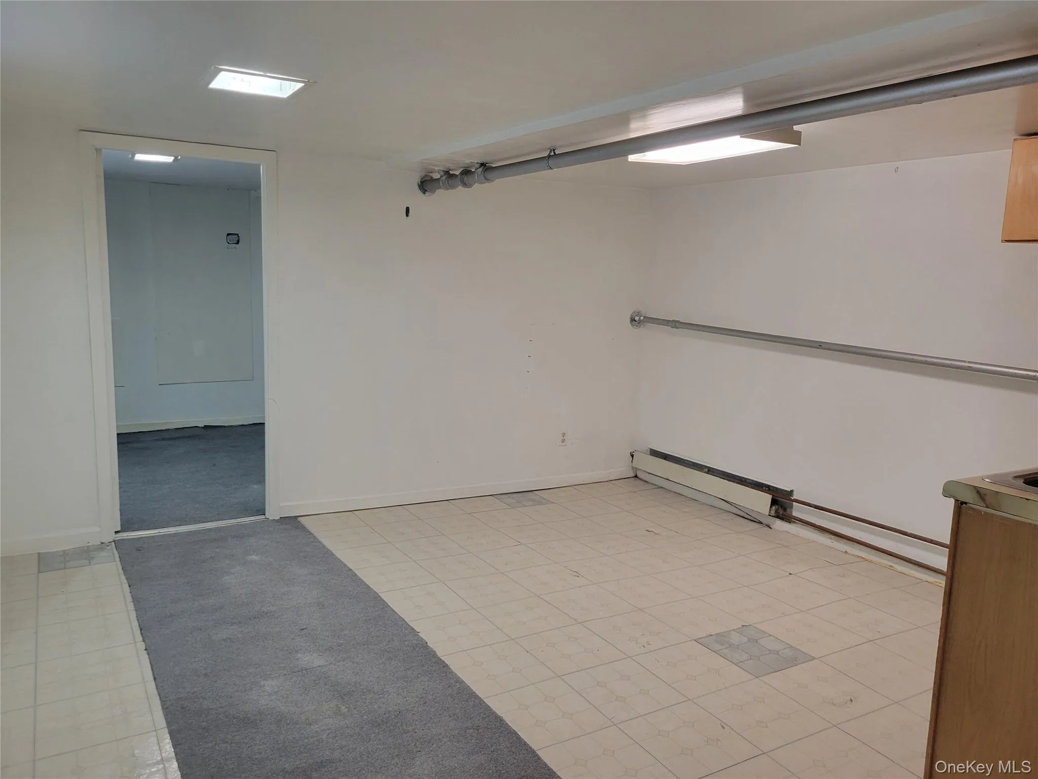 89-38 199th Street, New York, NY, 3 Bedrooms Bedrooms, 6 Rooms Rooms,2 BathroomsBathrooms,Residential,For Rent,199th,0,1024897 89-38 199th Street, New York, NY, 3 Bedrooms Bedrooms, 6 Rooms Rooms,2 BathroomsBathrooms,Residential,For Rent,199th,0,1024897