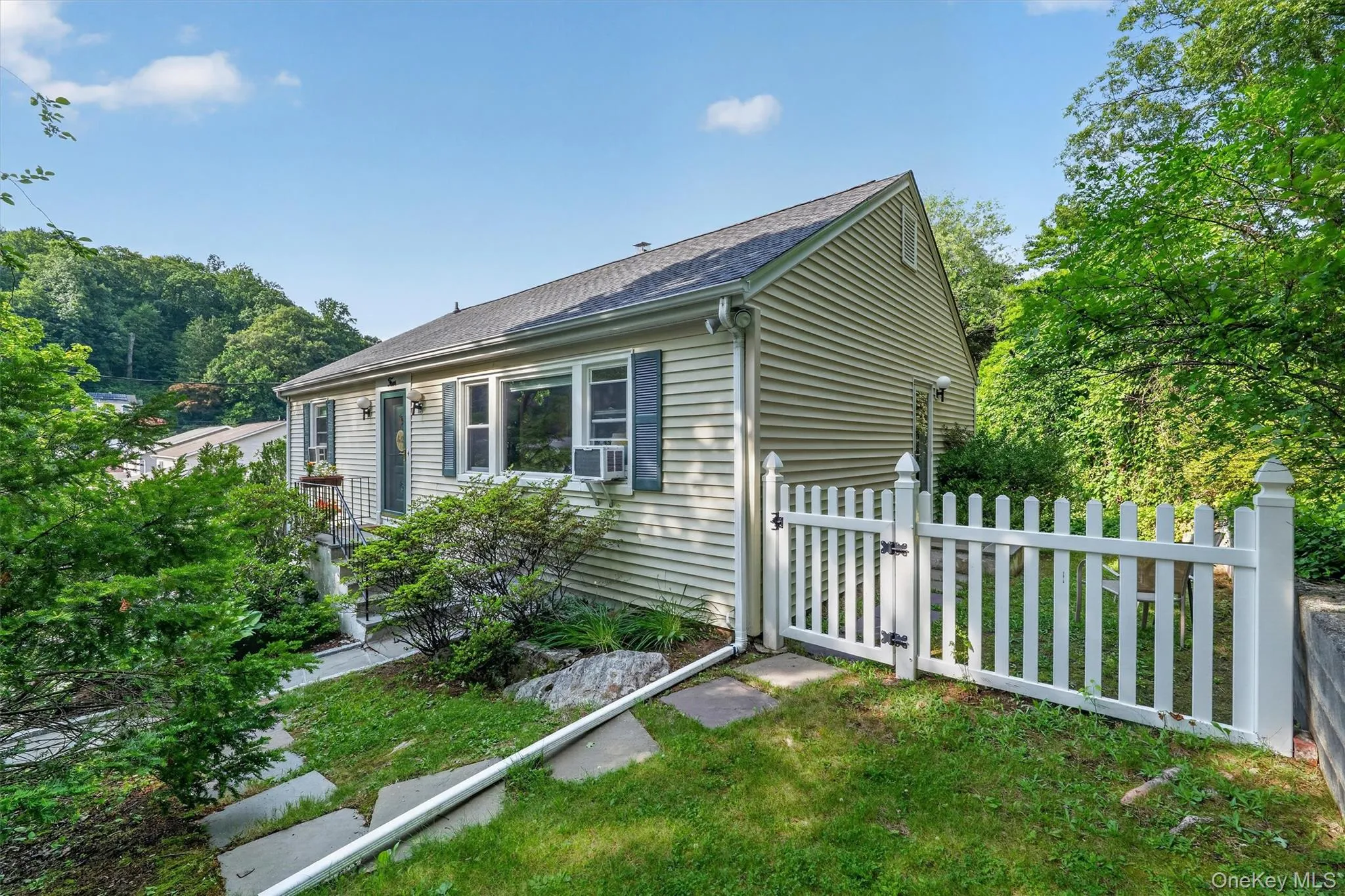 4 Denim Place, North Castle, NY, 3 Bedrooms Bedrooms, 6 Rooms Rooms,2 BathroomsBathrooms,Residential,For Rent,Denim,0,1024899 4 Denim Place, North Castle, NY, 3 Bedrooms Bedrooms, 6 Rooms Rooms,2 BathroomsBathrooms,Residential,For Rent,Denim,0,1024899
