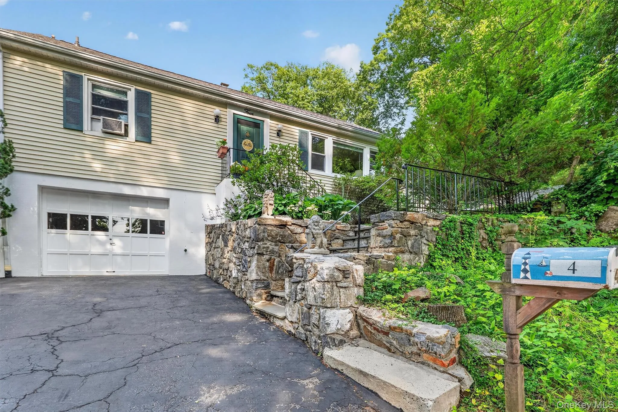 4 Denim Place, North Castle, NY, 3 Bedrooms Bedrooms, 6 Rooms Rooms,2 BathroomsBathrooms,Residential,For Rent,Denim,0,1024899 4 Denim Place, North Castle, NY, 3 Bedrooms Bedrooms, 6 Rooms Rooms,2 BathroomsBathrooms,Residential,For Rent,Denim,0,1024899