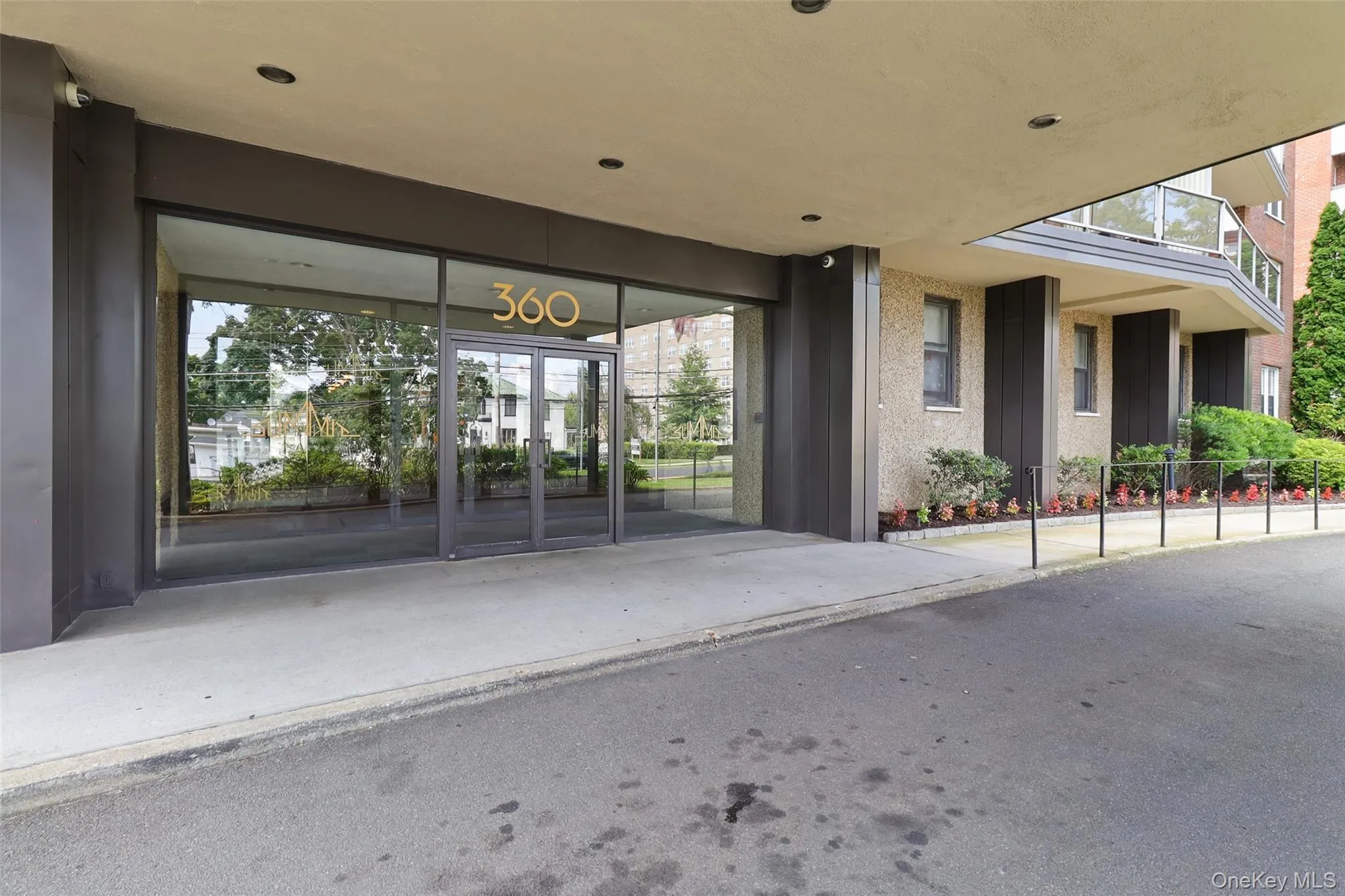 360 Westchester Avenue, Rye Town, NY, 1 Bedroom Bedrooms, 4 Rooms Rooms,1 BathroomBathrooms,Residential,For Rent,Westchester,0,1024900 360 Westchester Avenue, Rye Town, NY, 1 Bedroom Bedrooms, 4 Rooms Rooms,1 BathroomBathrooms,Residential,For Rent,Westchester,0,1024900