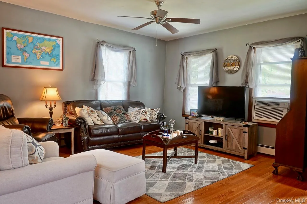 4 Hill Street, Port Jervis, NY, 2 Bedrooms Bedrooms, 4 Rooms Rooms,1 BathroomBathrooms,Residential,For Rent,Hill,0,1024901 4 Hill Street, Port Jervis, NY, 2 Bedrooms Bedrooms, 4 Rooms Rooms,1 BathroomBathrooms,Residential,For Rent,Hill,0,1024901