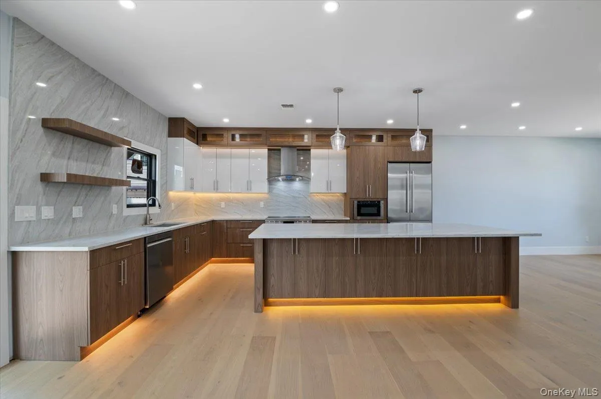 517 Corral Run, Hempstead, NY, 6 Bedrooms Bedrooms, 12 Rooms Rooms,4 BathroomsBathrooms,Residential,For Rent,Corral,0,1024905 517 Corral Run, Hempstead, NY, 6 Bedrooms Bedrooms, 12 Rooms Rooms,4 BathroomsBathrooms,Residential,For Rent,Corral,0,1024905