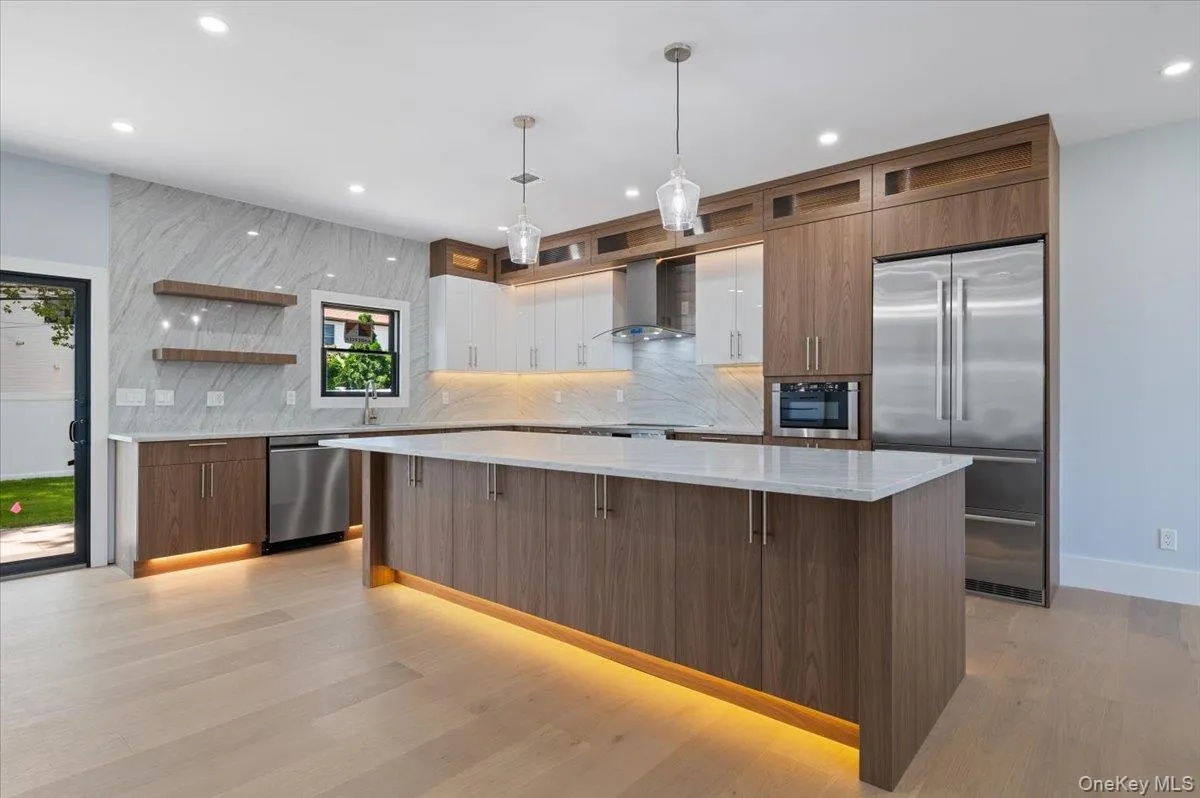 517 Corral Run, Hempstead, NY, 6 Bedrooms Bedrooms, 12 Rooms Rooms,4 BathroomsBathrooms,Residential,For Rent,Corral,0,1024905 517 Corral Run, Hempstead, NY, 6 Bedrooms Bedrooms, 12 Rooms Rooms,4 BathroomsBathrooms,Residential,For Rent,Corral,0,1024905