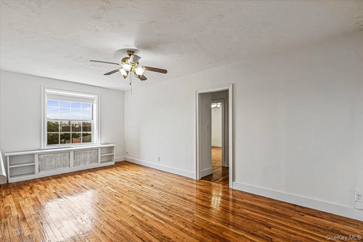 30-15 Hobart Street, New York, NY, 2 Bedrooms Bedrooms, 4 Rooms Rooms,1 BathroomBathrooms,Residential,For Rent,Hobart,0,1024910 30-15 Hobart Street, New York, NY, 2 Bedrooms Bedrooms, 4 Rooms Rooms,1 BathroomBathrooms,Residential,For Rent,Hobart,0,1024910