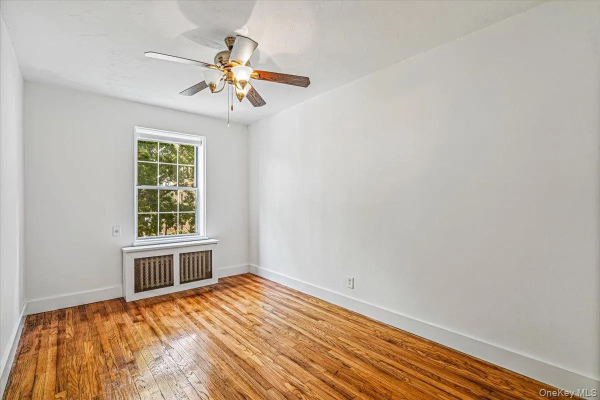 30-15 Hobart Street, New York, NY, 2 Bedrooms Bedrooms, 4 Rooms Rooms,1 BathroomBathrooms,Residential,For Rent,Hobart,0,1024910 30-15 Hobart Street, New York, NY, 2 Bedrooms Bedrooms, 4 Rooms Rooms,1 BathroomBathrooms,Residential,For Rent,Hobart,0,1024910