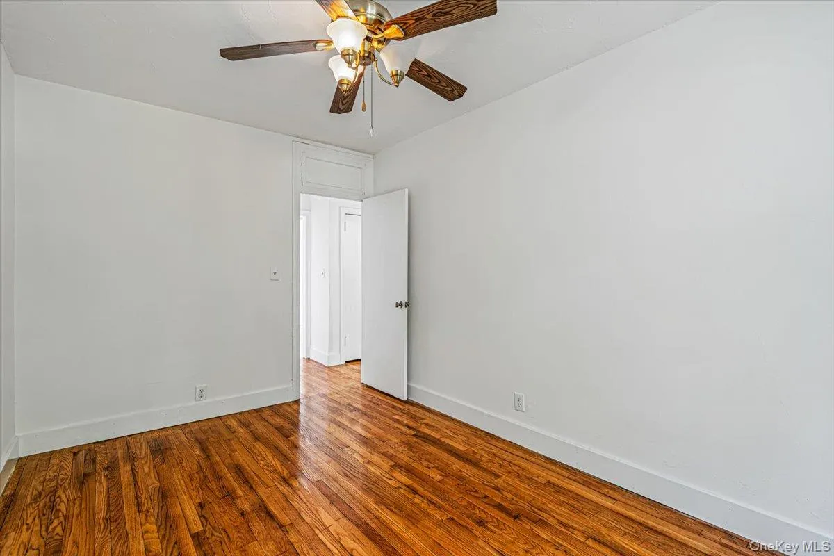 30-15 Hobart Street, New York, NY, 2 Bedrooms Bedrooms, 4 Rooms Rooms,1 BathroomBathrooms,Residential,For Rent,Hobart,0,1024910 30-15 Hobart Street, New York, NY, 2 Bedrooms Bedrooms, 4 Rooms Rooms,1 BathroomBathrooms,Residential,For Rent,Hobart,0,1024910
