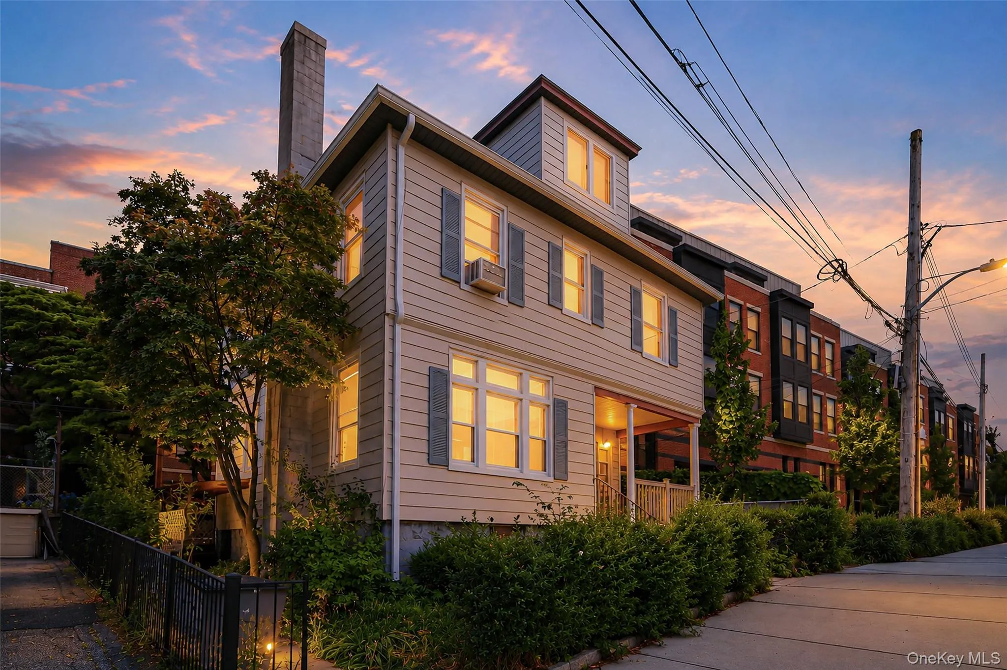 Welcome home to 8 Windle Park! Welcome home to 8 Windle Park!