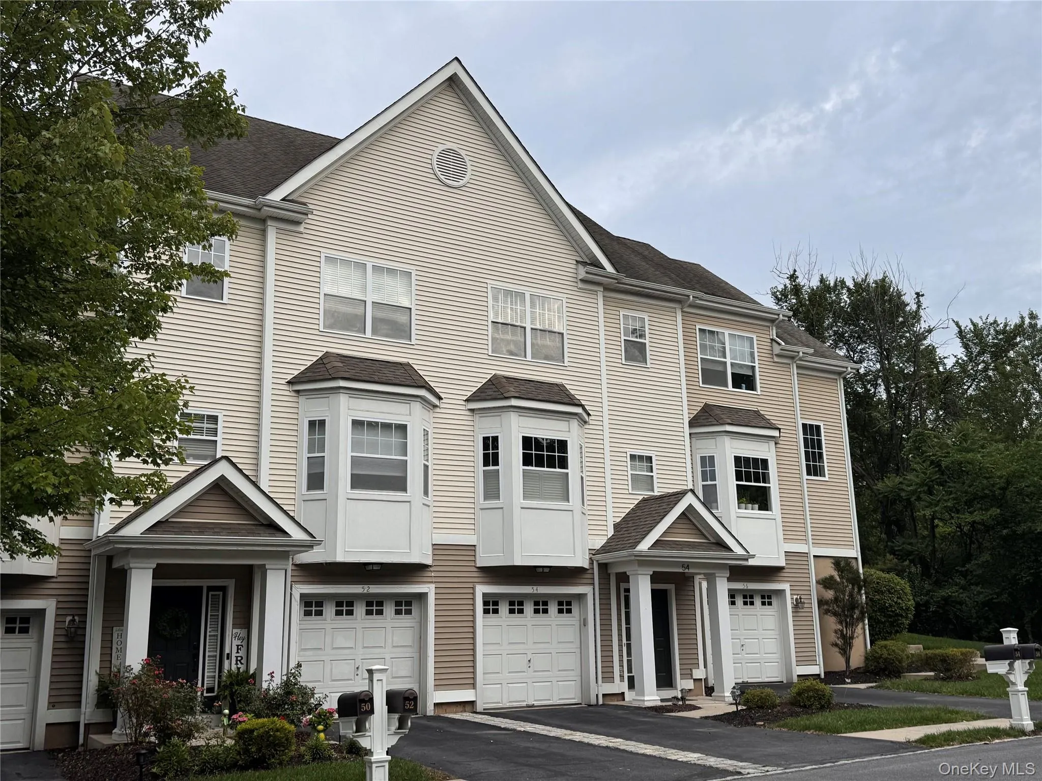 54 Fairways Drive, Middletown, NY, 2 Bedrooms Bedrooms, 5 Rooms Rooms,2 BathroomsBathrooms,Residential Lease,For Rent,Fairways,0,1024919 54 Fairways Drive, Middletown, NY, 2 Bedrooms Bedrooms, 5 Rooms Rooms,2 BathroomsBathrooms,Residential Lease,For Rent,Fairways,0,1024919