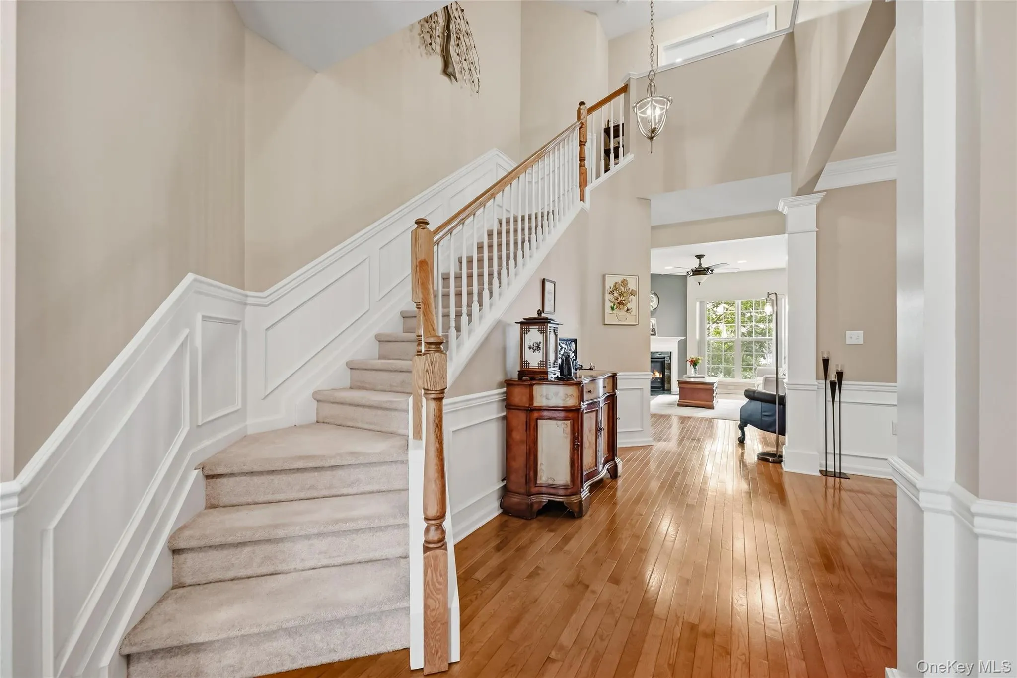 The winding staircase with custom molding is a show stopper. The winding staircase with custom molding is a show stopper.