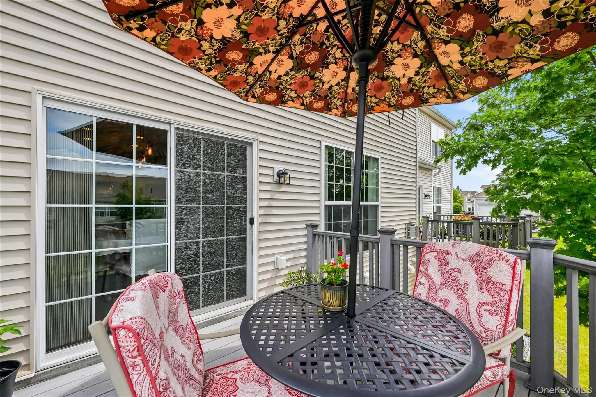 Whether you prefer al fresco dining reading a book, this is the perfect spot. Whether you prefer al fresco dining reading a book, this is the perfect spot.