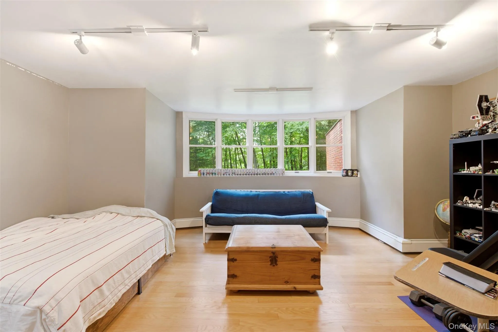 25 Forrest Drive, Huntington, NY, 4 Bedrooms Bedrooms, 9 Rooms Rooms,3 BathroomsBathrooms,Residential,For Rent,Forrest,0,1024926 25 Forrest Drive, Huntington, NY, 4 Bedrooms Bedrooms, 9 Rooms Rooms,3 BathroomsBathrooms,Residential,For Rent,Forrest,0,1024926