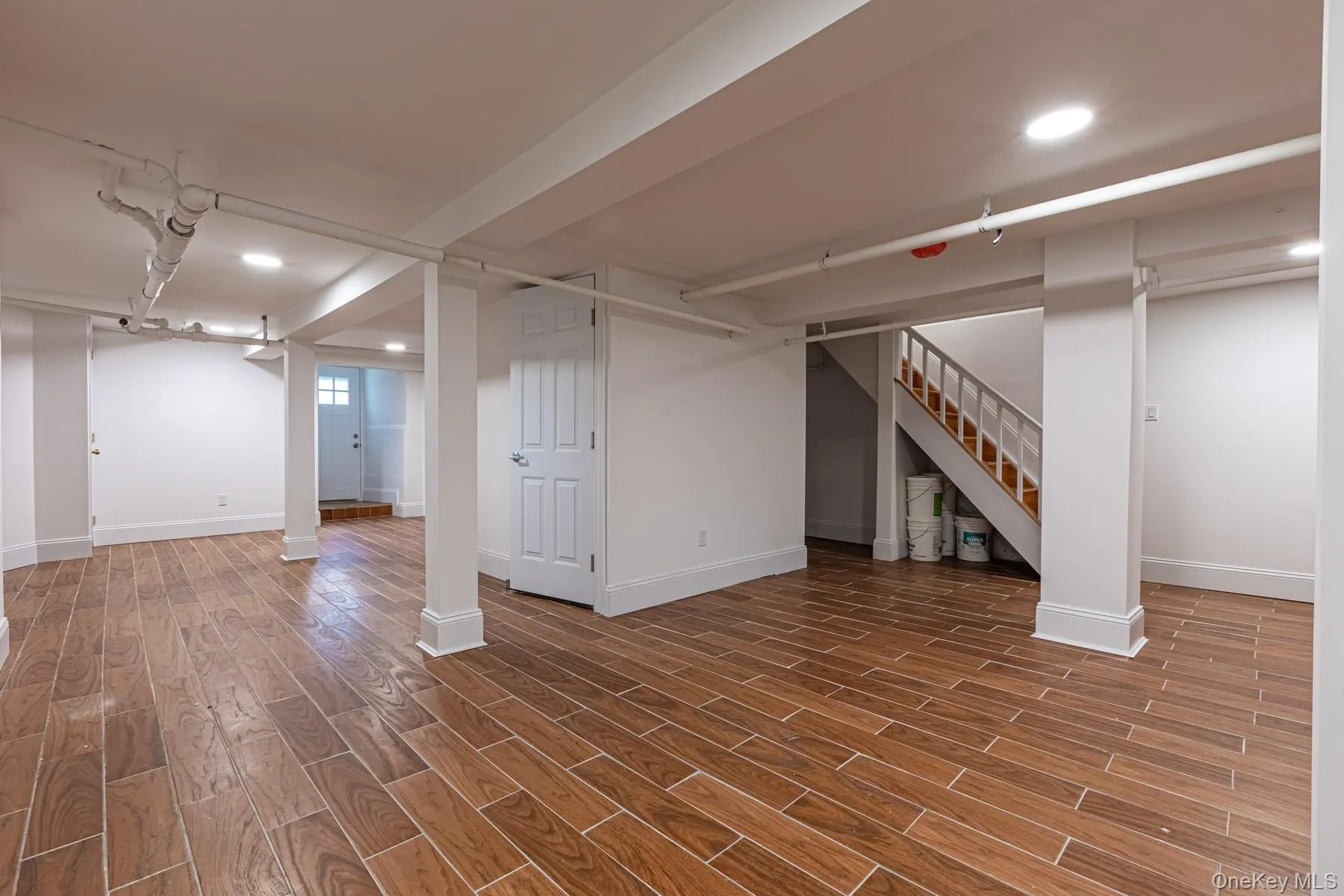 209 Smith Street, Hempstead, NY, 3 Bedrooms Bedrooms, 6 Rooms Rooms,2 BathroomsBathrooms,Residential,For Rent,Smith,0,1024928 209 Smith Street, Hempstead, NY, 3 Bedrooms Bedrooms, 6 Rooms Rooms,2 BathroomsBathrooms,Residential,For Rent,Smith,0,1024928