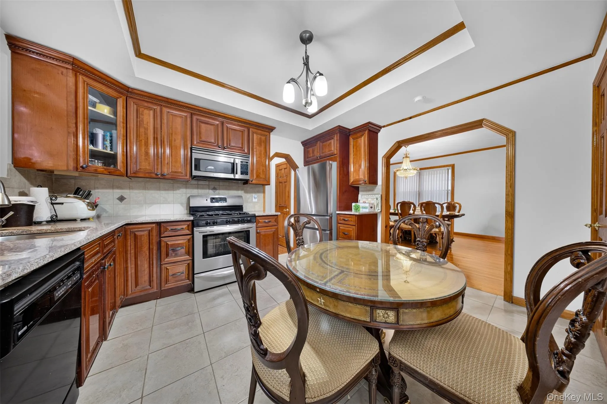 186-32 Avon Road, New York, NY, 6 Bedrooms Bedrooms, 15 Rooms Rooms,2 BathroomsBathrooms,Residential,For Rent,Avon,0,1024930 186-32 Avon Road, New York, NY, 6 Bedrooms Bedrooms, 15 Rooms Rooms,2 BathroomsBathrooms,Residential,For Rent,Avon,0,1024930