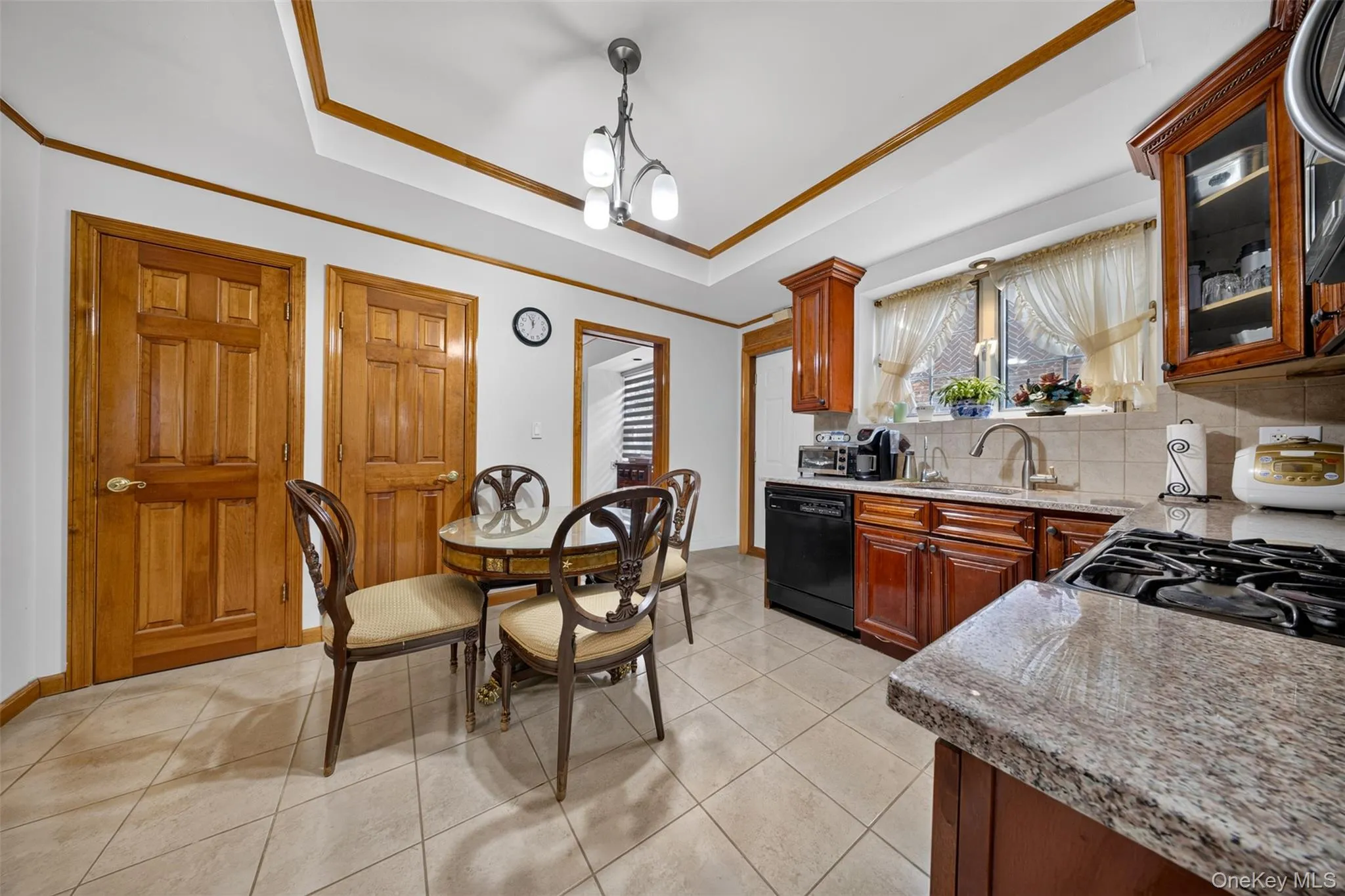 186-32 Avon Road, New York, NY, 6 Bedrooms Bedrooms, 15 Rooms Rooms,2 BathroomsBathrooms,Residential,For Rent,Avon,0,1024930 186-32 Avon Road, New York, NY, 6 Bedrooms Bedrooms, 15 Rooms Rooms,2 BathroomsBathrooms,Residential,For Rent,Avon,0,1024930