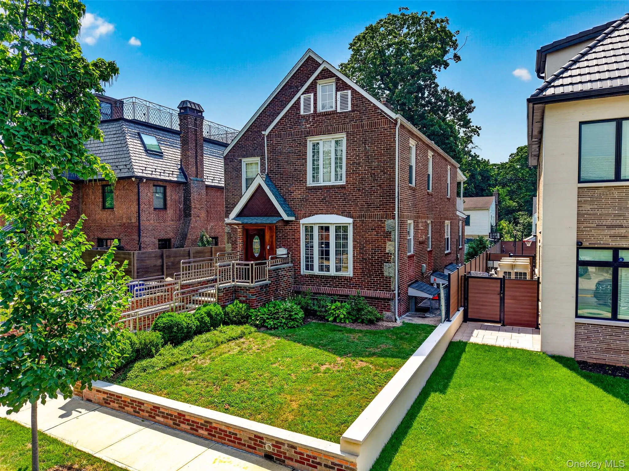 186-32 Avon Road, New York, NY, 6 Bedrooms Bedrooms, 15 Rooms Rooms,2 BathroomsBathrooms,Residential,For Rent,Avon,0,1024930 186-32 Avon Road, New York, NY, 6 Bedrooms Bedrooms, 15 Rooms Rooms,2 BathroomsBathrooms,Residential,For Rent,Avon,0,1024930