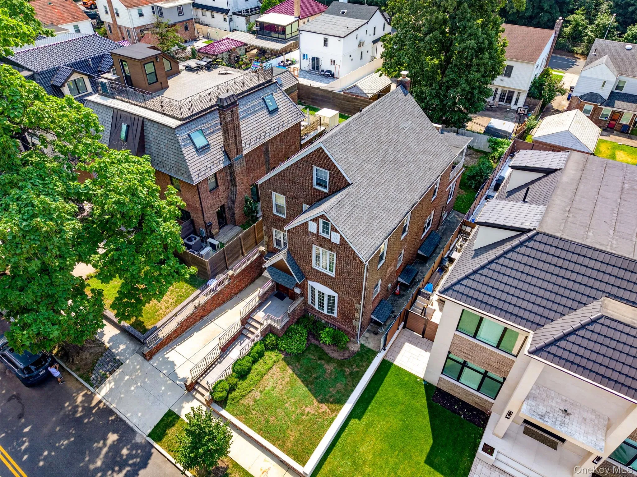 186-32 Avon Road, New York, NY, 6 Bedrooms Bedrooms, 15 Rooms Rooms,2 BathroomsBathrooms,Residential,For Rent,Avon,0,1024930 186-32 Avon Road, New York, NY, 6 Bedrooms Bedrooms, 15 Rooms Rooms,2 BathroomsBathrooms,Residential,For Rent,Avon,0,1024930