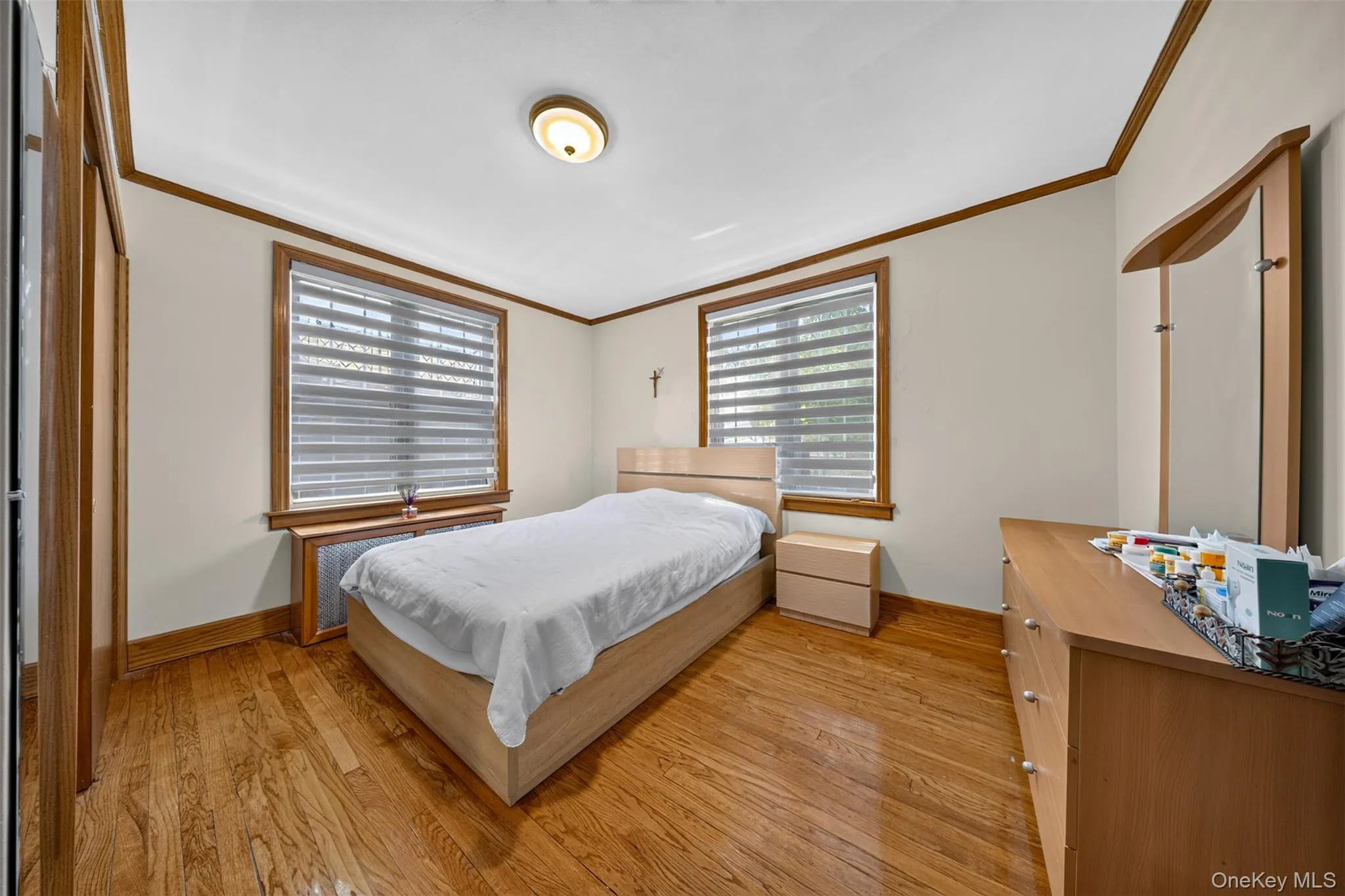 186-32 Avon Road, New York, NY, 6 Bedrooms Bedrooms, 15 Rooms Rooms,2 BathroomsBathrooms,Residential,For Rent,Avon,0,1024930 186-32 Avon Road, New York, NY, 6 Bedrooms Bedrooms, 15 Rooms Rooms,2 BathroomsBathrooms,Residential,For Rent,Avon,0,1024930
