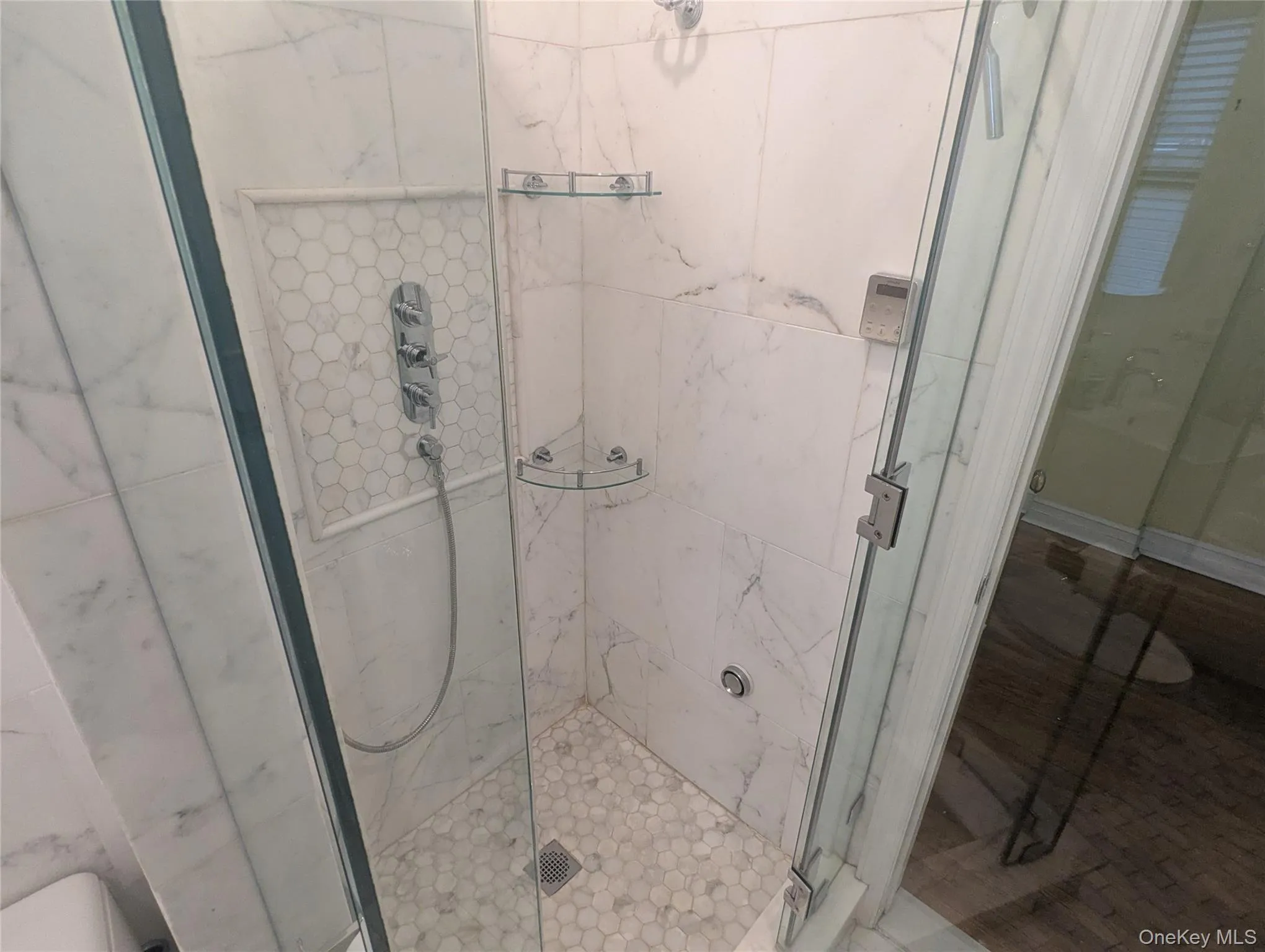 8344 Lefferts Boulevard, New York, NY, 2 Bedrooms Bedrooms, 5 Rooms Rooms,1 BathroomBathrooms,Residential,For Rent,Lefferts,0,1024933 8344 Lefferts Boulevard, New York, NY, 2 Bedrooms Bedrooms, 5 Rooms Rooms,1 BathroomBathrooms,Residential,For Rent,Lefferts,0,1024933