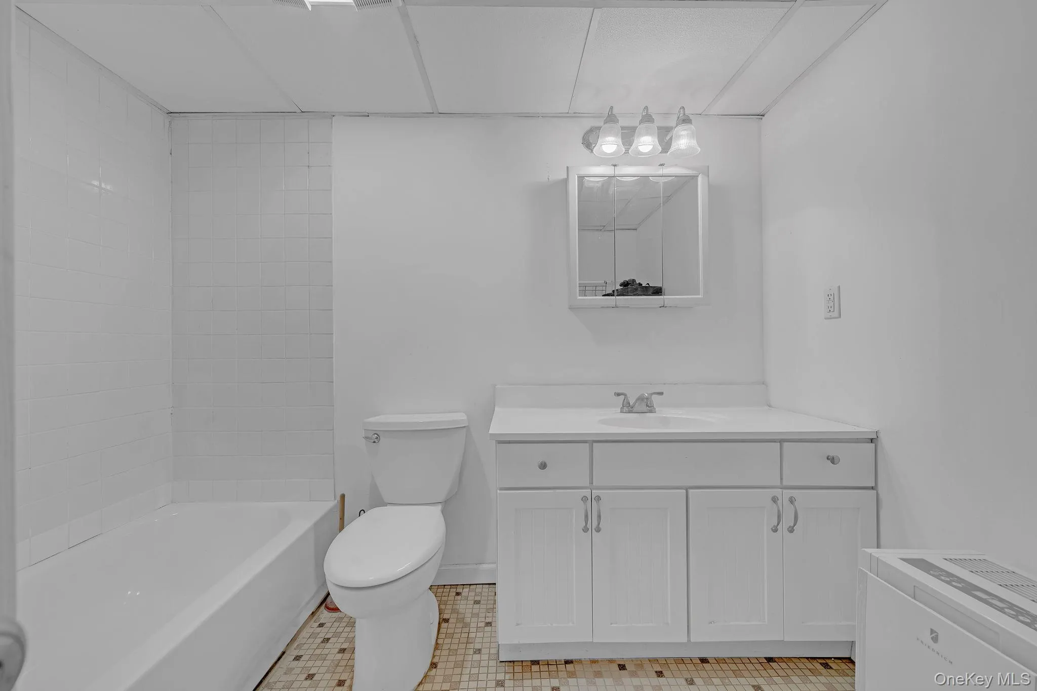 93 Overton Street, Babylon, NY, 3 Bedrooms Bedrooms, 7 Rooms Rooms,2 BathroomsBathrooms,Residential,For Rent,Overton,0,1024934 93 Overton Street, Babylon, NY, 3 Bedrooms Bedrooms, 7 Rooms Rooms,2 BathroomsBathrooms,Residential,For Rent,Overton,0,1024934