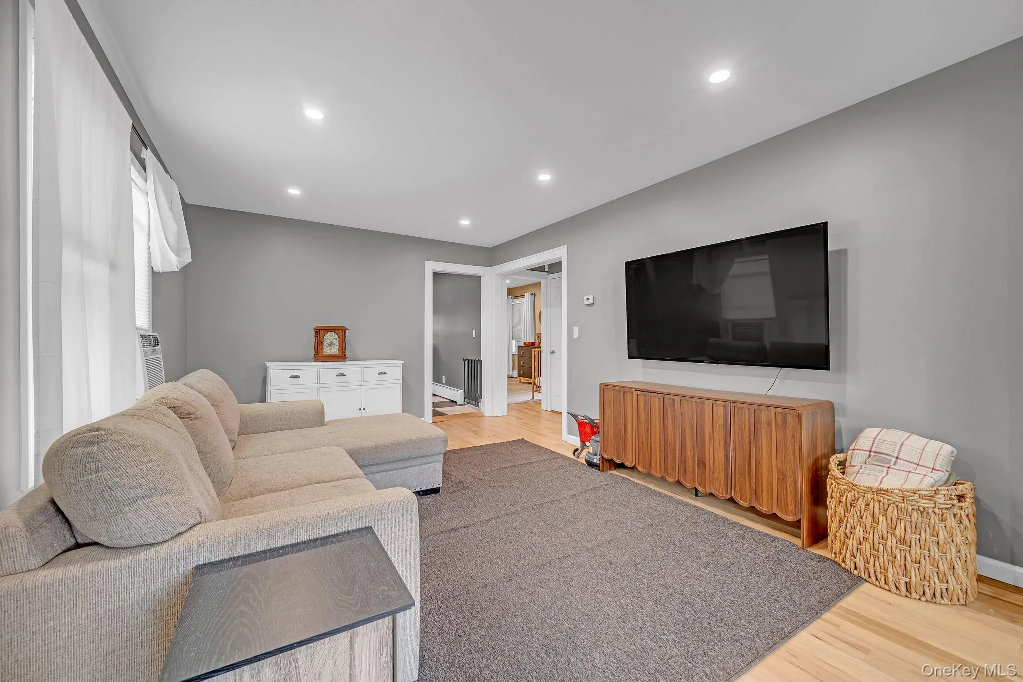 93 Overton Street, Babylon, NY, 3 Bedrooms Bedrooms, 7 Rooms Rooms,2 BathroomsBathrooms,Residential,For Rent,Overton,0,1024934 93 Overton Street, Babylon, NY, 3 Bedrooms Bedrooms, 7 Rooms Rooms,2 BathroomsBathrooms,Residential,For Rent,Overton,0,1024934