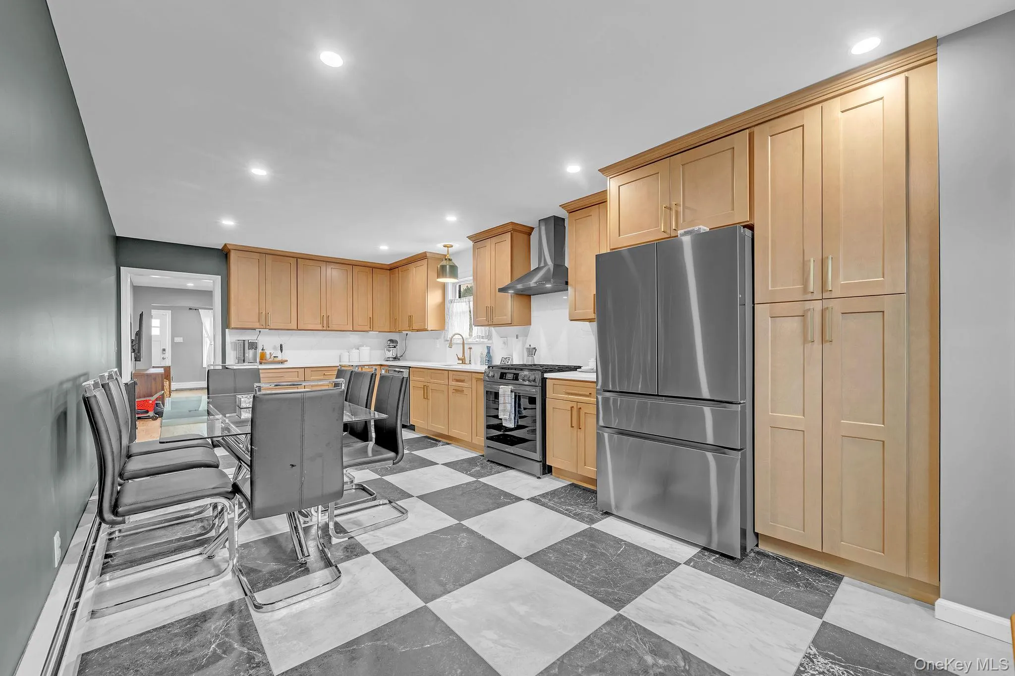 93 Overton Street, Babylon, NY, 3 Bedrooms Bedrooms, 7 Rooms Rooms,2 BathroomsBathrooms,Residential,For Rent,Overton,0,1024934 93 Overton Street, Babylon, NY, 3 Bedrooms Bedrooms, 7 Rooms Rooms,2 BathroomsBathrooms,Residential,For Rent,Overton,0,1024934