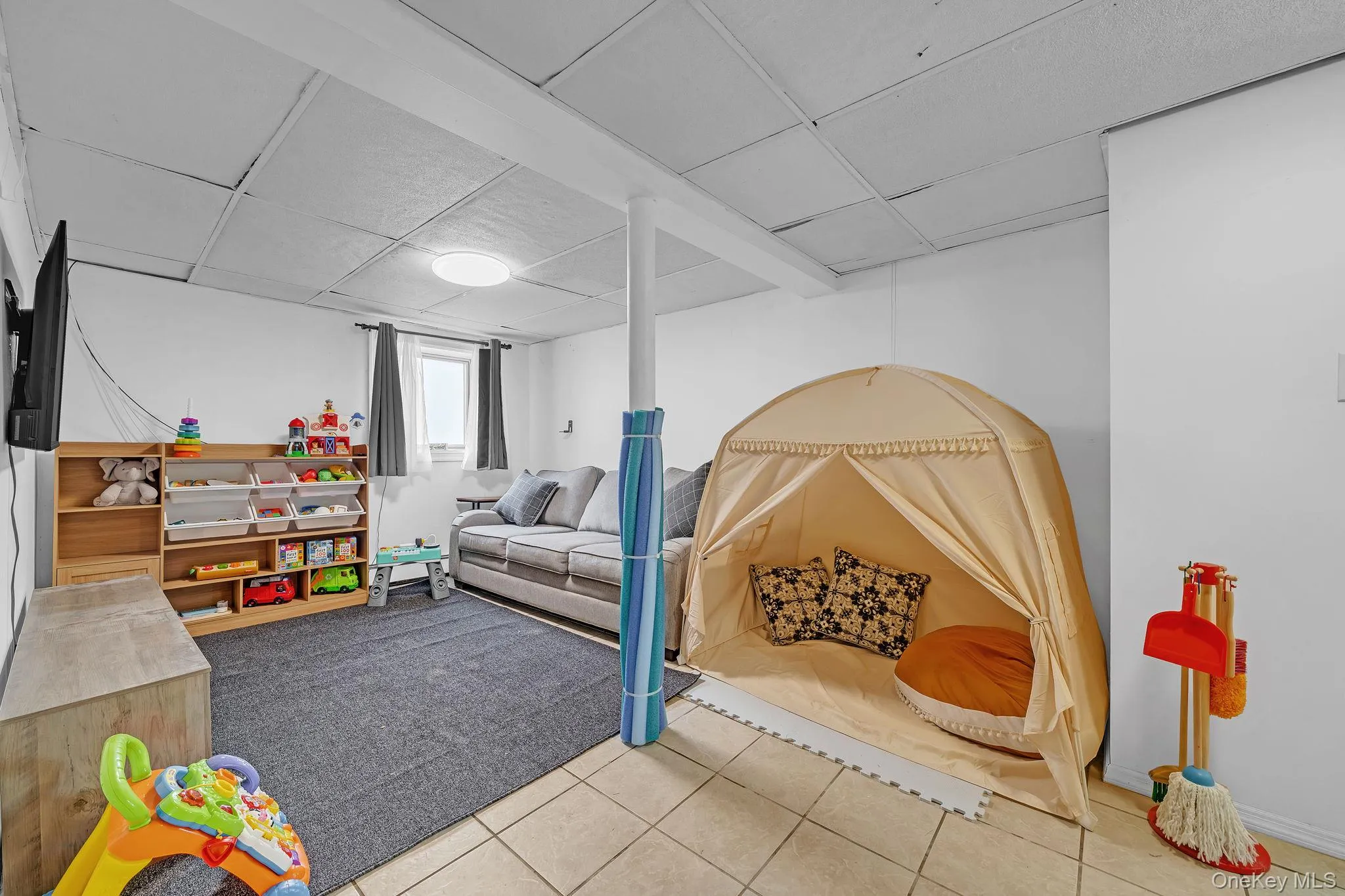 93 Overton Street, Babylon, NY, 3 Bedrooms Bedrooms, 7 Rooms Rooms,2 BathroomsBathrooms,Residential,For Rent,Overton,0,1024934 93 Overton Street, Babylon, NY, 3 Bedrooms Bedrooms, 7 Rooms Rooms,2 BathroomsBathrooms,Residential,For Rent,Overton,0,1024934