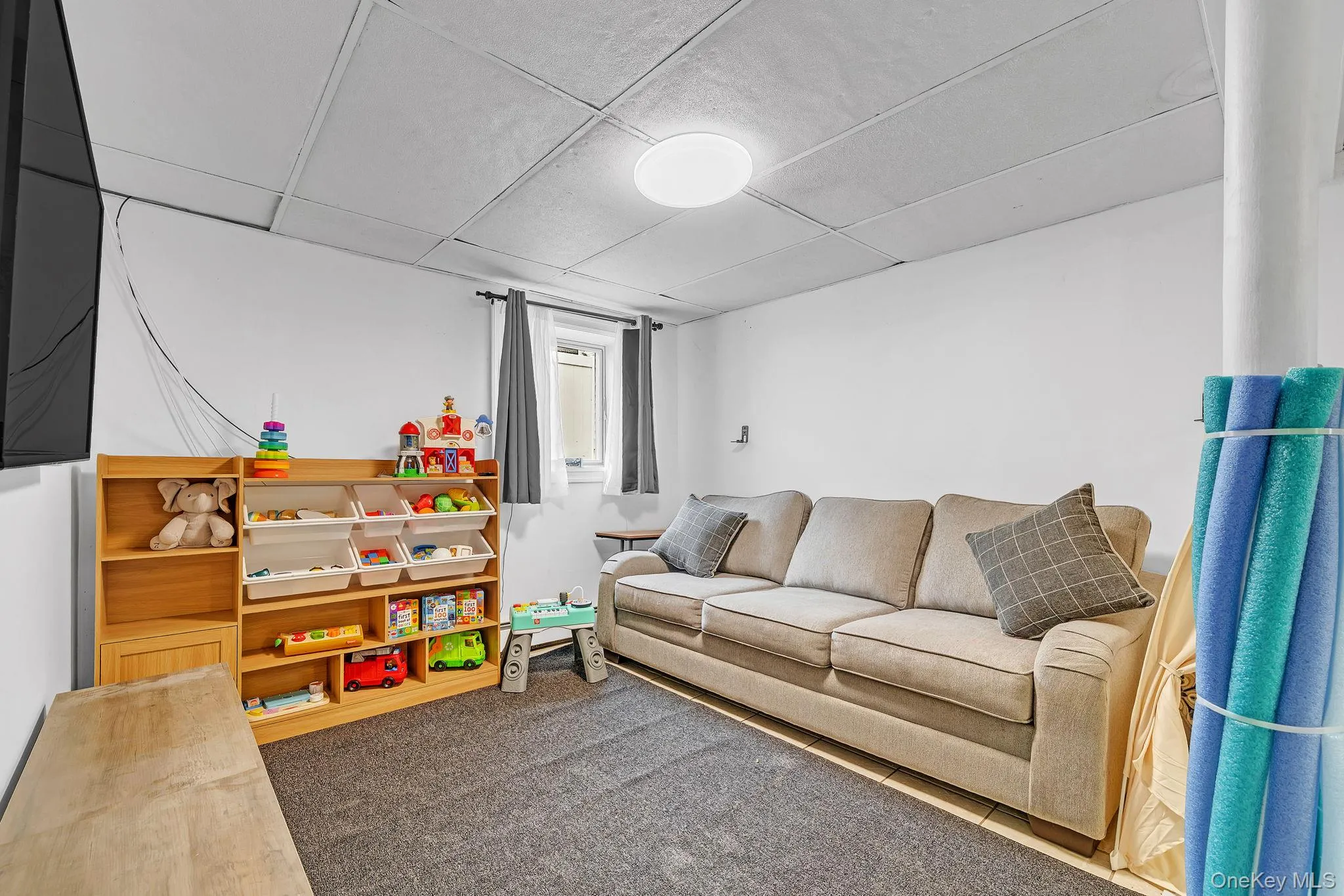 93 Overton Street, Babylon, NY, 3 Bedrooms Bedrooms, 7 Rooms Rooms,2 BathroomsBathrooms,Residential,For Rent,Overton,0,1024934 93 Overton Street, Babylon, NY, 3 Bedrooms Bedrooms, 7 Rooms Rooms,2 BathroomsBathrooms,Residential,For Rent,Overton,0,1024934