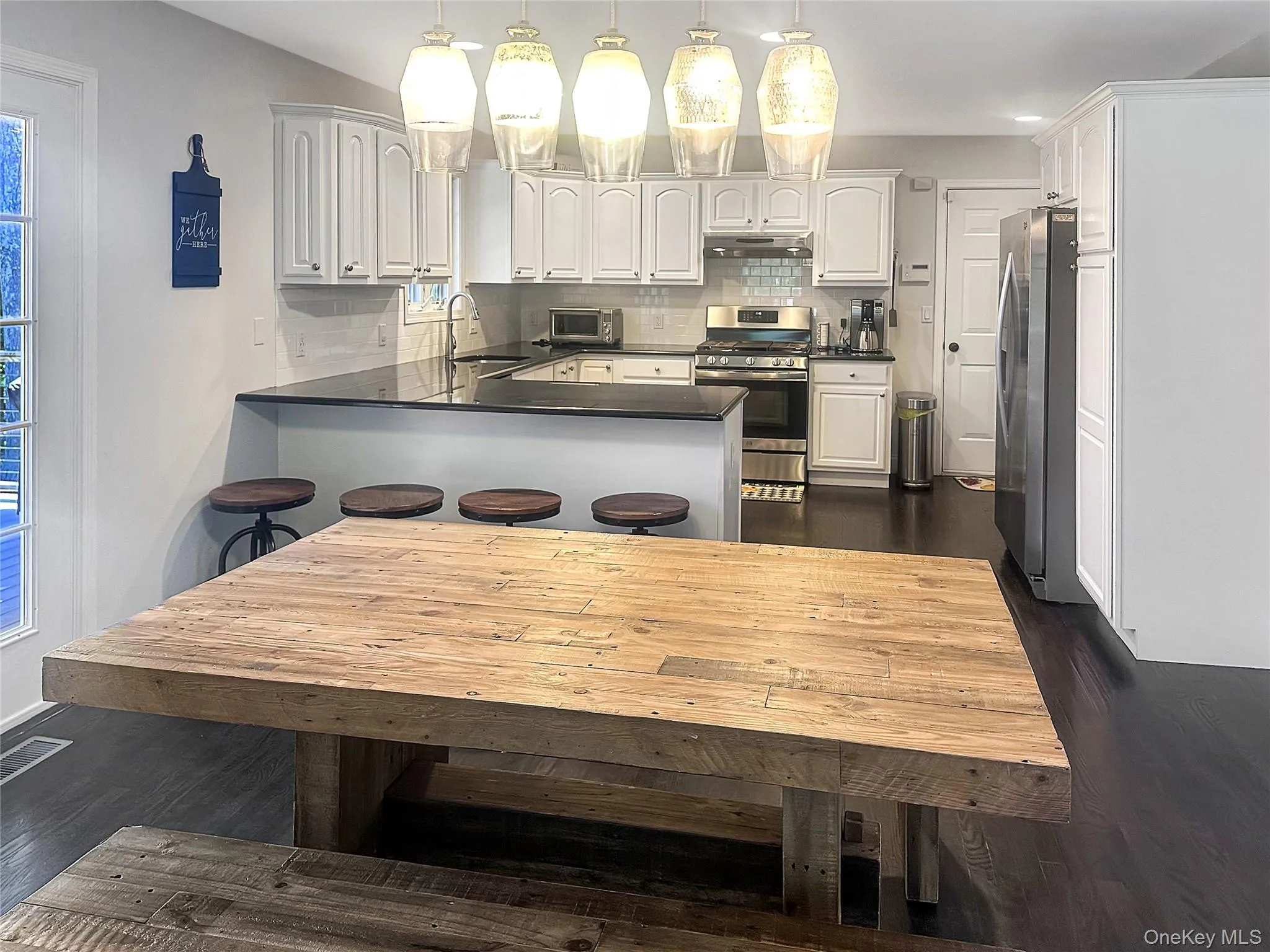 5765 Bergen Avenue, Southold, NY, 4 Bedrooms Bedrooms, 8 Rooms Rooms,3 BathroomsBathrooms,Residential Lease,For Rent,Bergen,0,1024939 5765 Bergen Avenue, Southold, NY, 4 Bedrooms Bedrooms, 8 Rooms Rooms,3 BathroomsBathrooms,Residential Lease,For Rent,Bergen,0,1024939