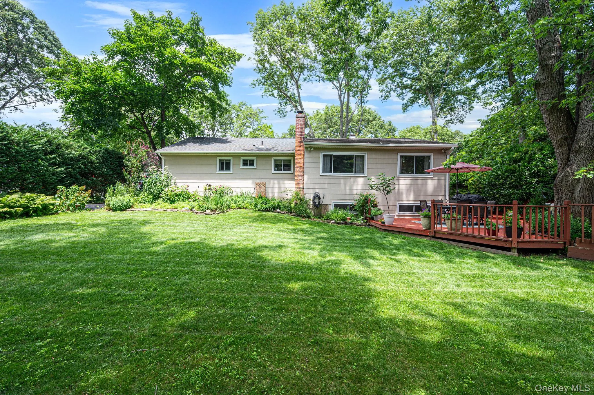 44 Winslow Lane, Smithtown, NY, 4 Bedrooms Bedrooms, 9 Rooms Rooms,2 BathroomsBathrooms,Residential,For Rent,Winslow,0,1024943 44 Winslow Lane, Smithtown, NY, 4 Bedrooms Bedrooms, 9 Rooms Rooms,2 BathroomsBathrooms,Residential,For Rent,Winslow,0,1024943