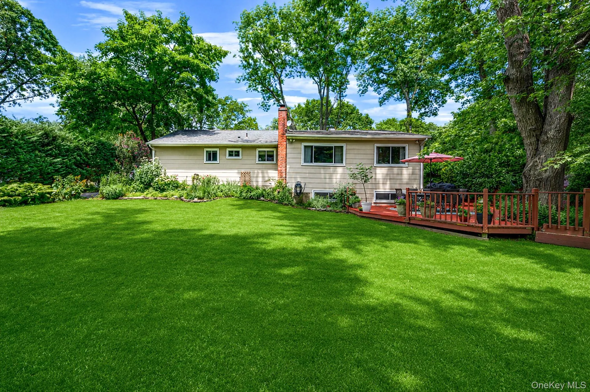 44 Winslow Lane, Smithtown, NY, 4 Bedrooms Bedrooms, 9 Rooms Rooms,2 BathroomsBathrooms,Residential,For Rent,Winslow,0,1024943 44 Winslow Lane, Smithtown, NY, 4 Bedrooms Bedrooms, 9 Rooms Rooms,2 BathroomsBathrooms,Residential,For Rent,Winslow,0,1024943