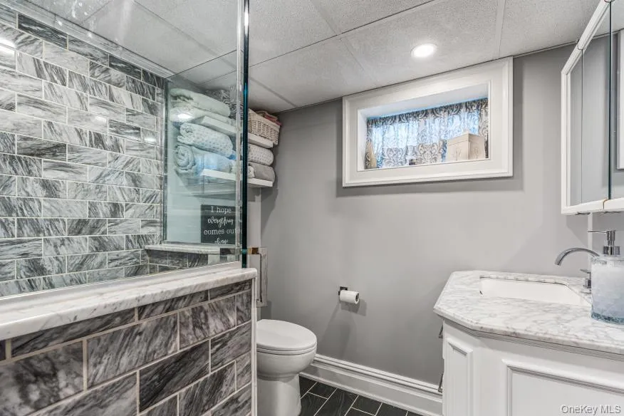 8617 253rd Street, New York, NY, 4 Bedrooms Bedrooms, 7 Rooms Rooms,2 BathroomsBathrooms,Residential,For Rent,253rd,0,1024945 8617 253rd Street, New York, NY, 4 Bedrooms Bedrooms, 7 Rooms Rooms,2 BathroomsBathrooms,Residential,For Rent,253rd,0,1024945