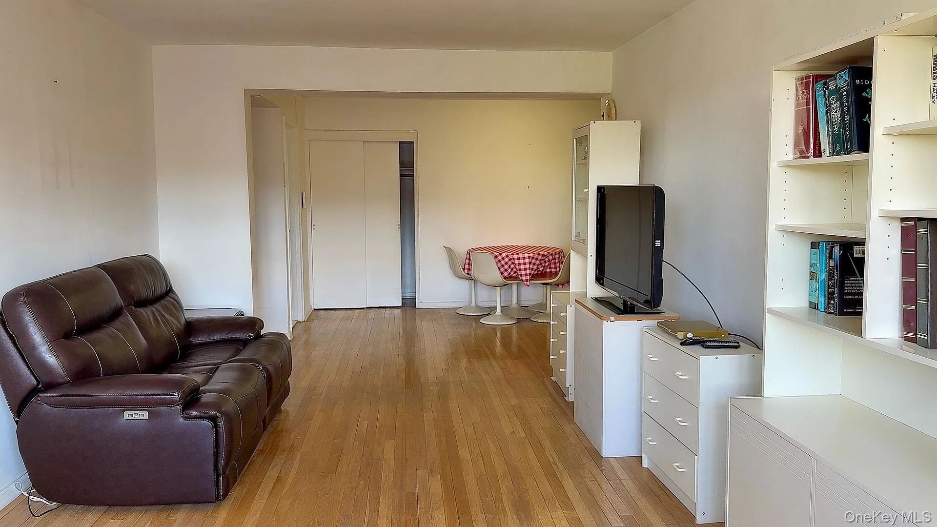 140-21 31st Rd, New York, NY, 1 Bedroom Bedrooms, 4 Rooms Rooms,1 BathroomBathrooms,Residential,For Rent,31st Rd,0,1024948 140-21 31st Rd, New York, NY, 1 Bedroom Bedrooms, 4 Rooms Rooms,1 BathroomBathrooms,Residential,For Rent,31st Rd,0,1024948