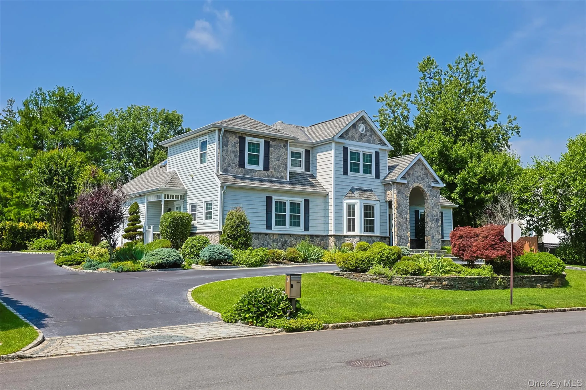 8 Parkview Drive, Oyster Bay, NY, 5 Bedrooms Bedrooms, 10 Rooms Rooms,5 BathroomsBathrooms,Residential,For Rent,Parkview,0,1024949 8 Parkview Drive, Oyster Bay, NY, 5 Bedrooms Bedrooms, 10 Rooms Rooms,5 BathroomsBathrooms,Residential,For Rent,Parkview,0,1024949