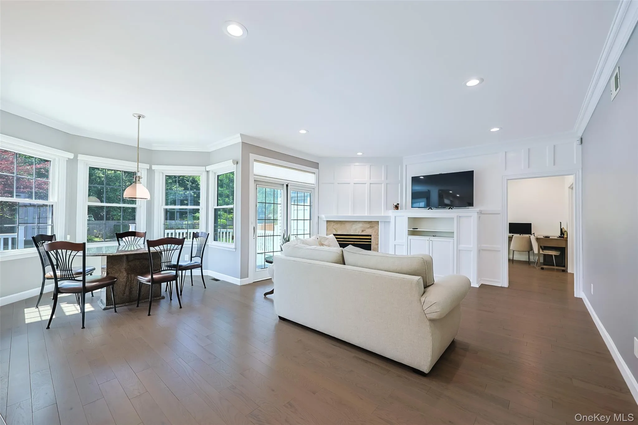 8 Parkview Drive, Oyster Bay, NY, 5 Bedrooms Bedrooms, 10 Rooms Rooms,5 BathroomsBathrooms,Residential,For Rent,Parkview,0,1024949 8 Parkview Drive, Oyster Bay, NY, 5 Bedrooms Bedrooms, 10 Rooms Rooms,5 BathroomsBathrooms,Residential,For Rent,Parkview,0,1024949