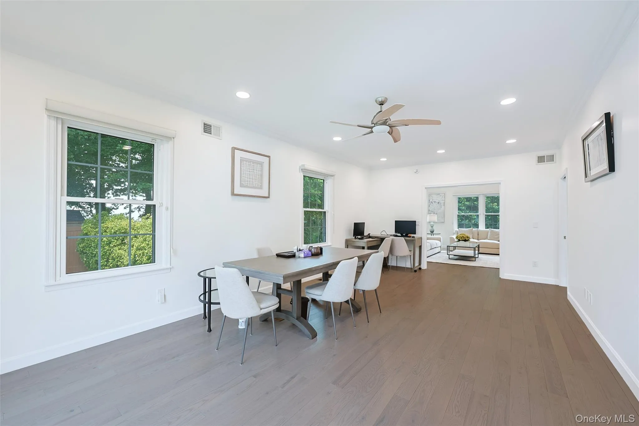 8 Parkview Drive, Oyster Bay, NY, 5 Bedrooms Bedrooms, 10 Rooms Rooms,5 BathroomsBathrooms,Residential,For Rent,Parkview,0,1024949 8 Parkview Drive, Oyster Bay, NY, 5 Bedrooms Bedrooms, 10 Rooms Rooms,5 BathroomsBathrooms,Residential,For Rent,Parkview,0,1024949