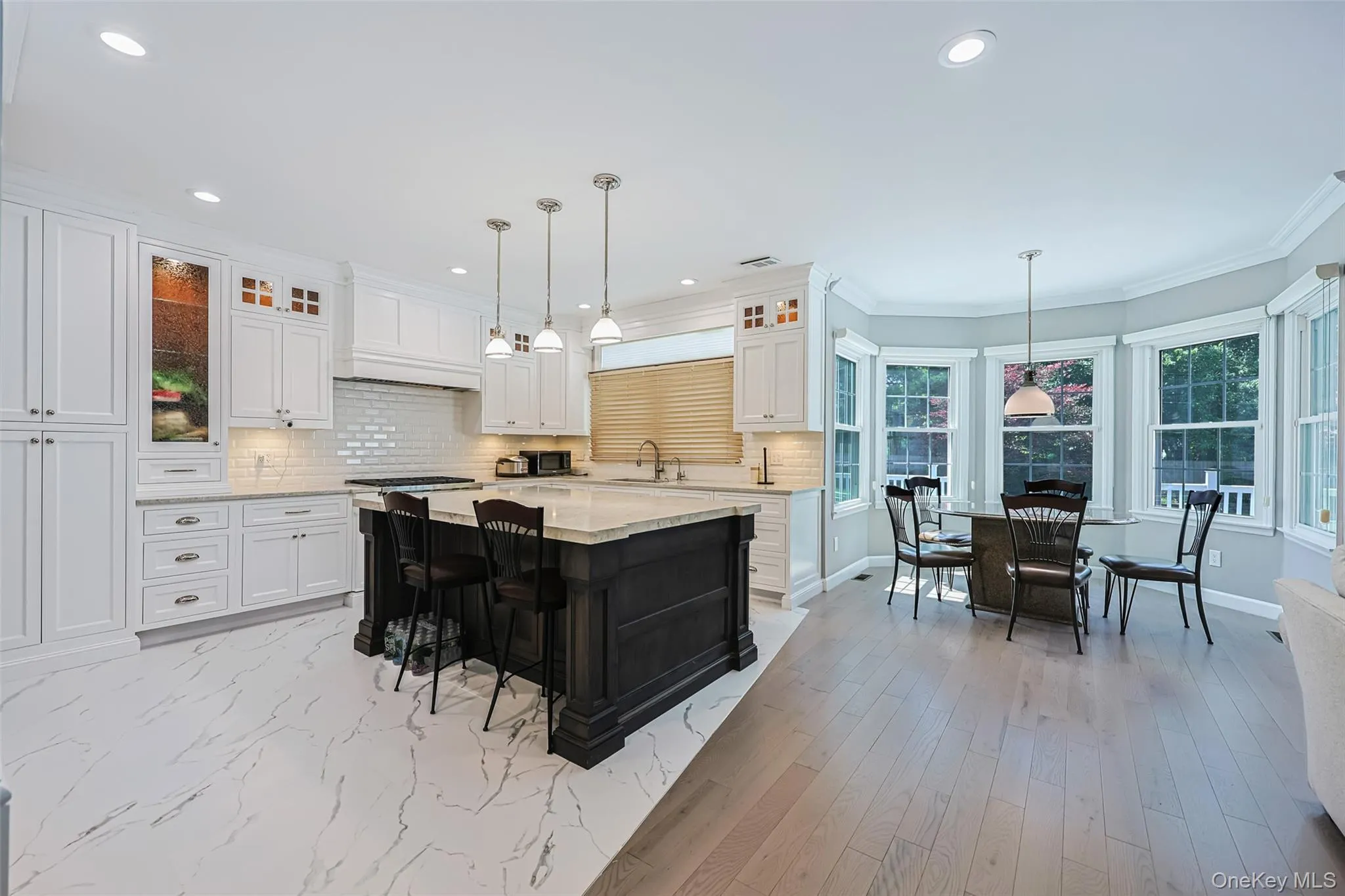 8 Parkview Drive, Oyster Bay, NY, 5 Bedrooms Bedrooms, 10 Rooms Rooms,5 BathroomsBathrooms,Residential,For Rent,Parkview,0,1024949 8 Parkview Drive, Oyster Bay, NY, 5 Bedrooms Bedrooms, 10 Rooms Rooms,5 BathroomsBathrooms,Residential,For Rent,Parkview,0,1024949