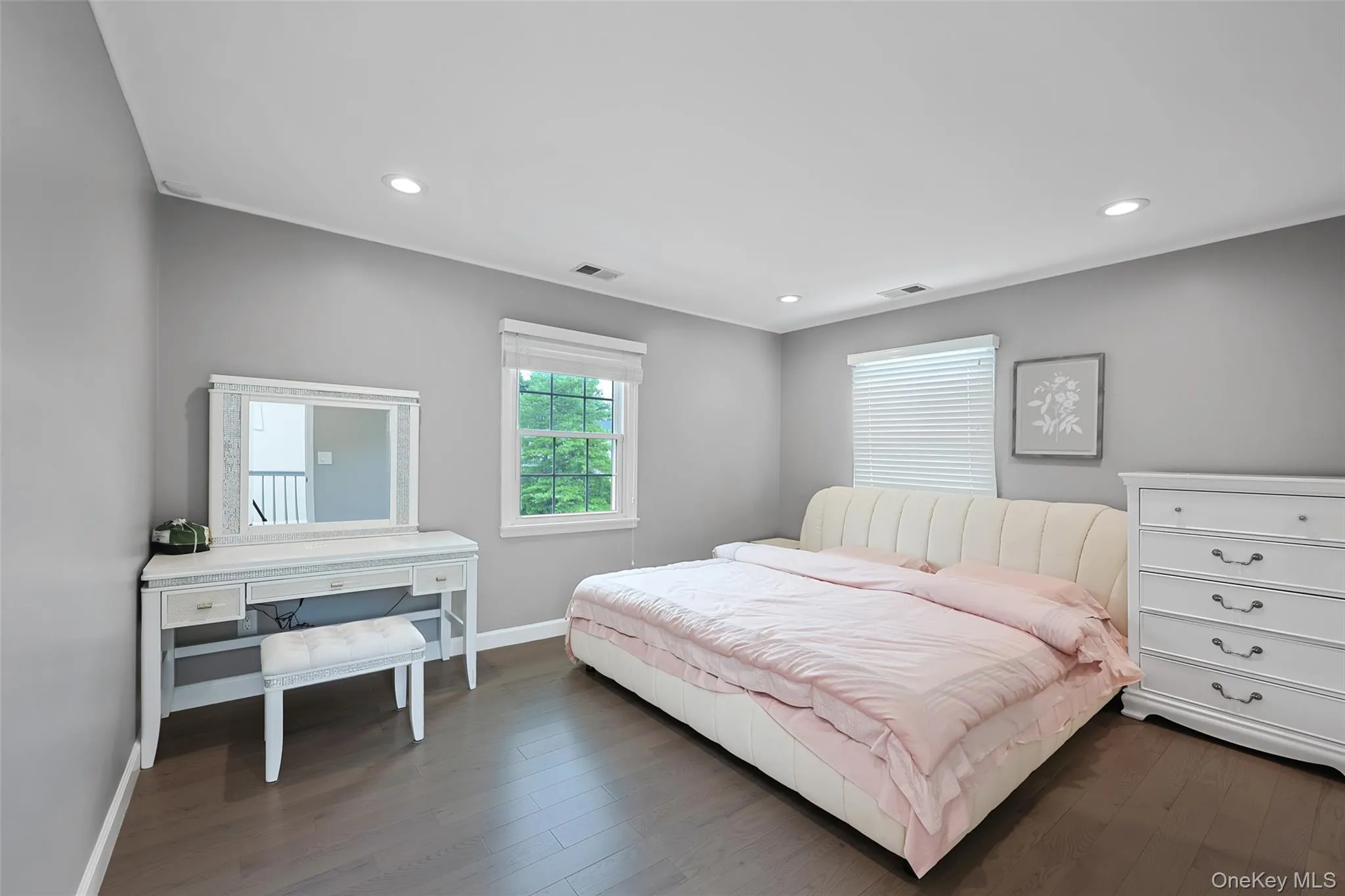 8 Parkview Drive, Oyster Bay, NY, 5 Bedrooms Bedrooms, 10 Rooms Rooms,5 BathroomsBathrooms,Residential,For Rent,Parkview,0,1024949 8 Parkview Drive, Oyster Bay, NY, 5 Bedrooms Bedrooms, 10 Rooms Rooms,5 BathroomsBathrooms,Residential,For Rent,Parkview,0,1024949