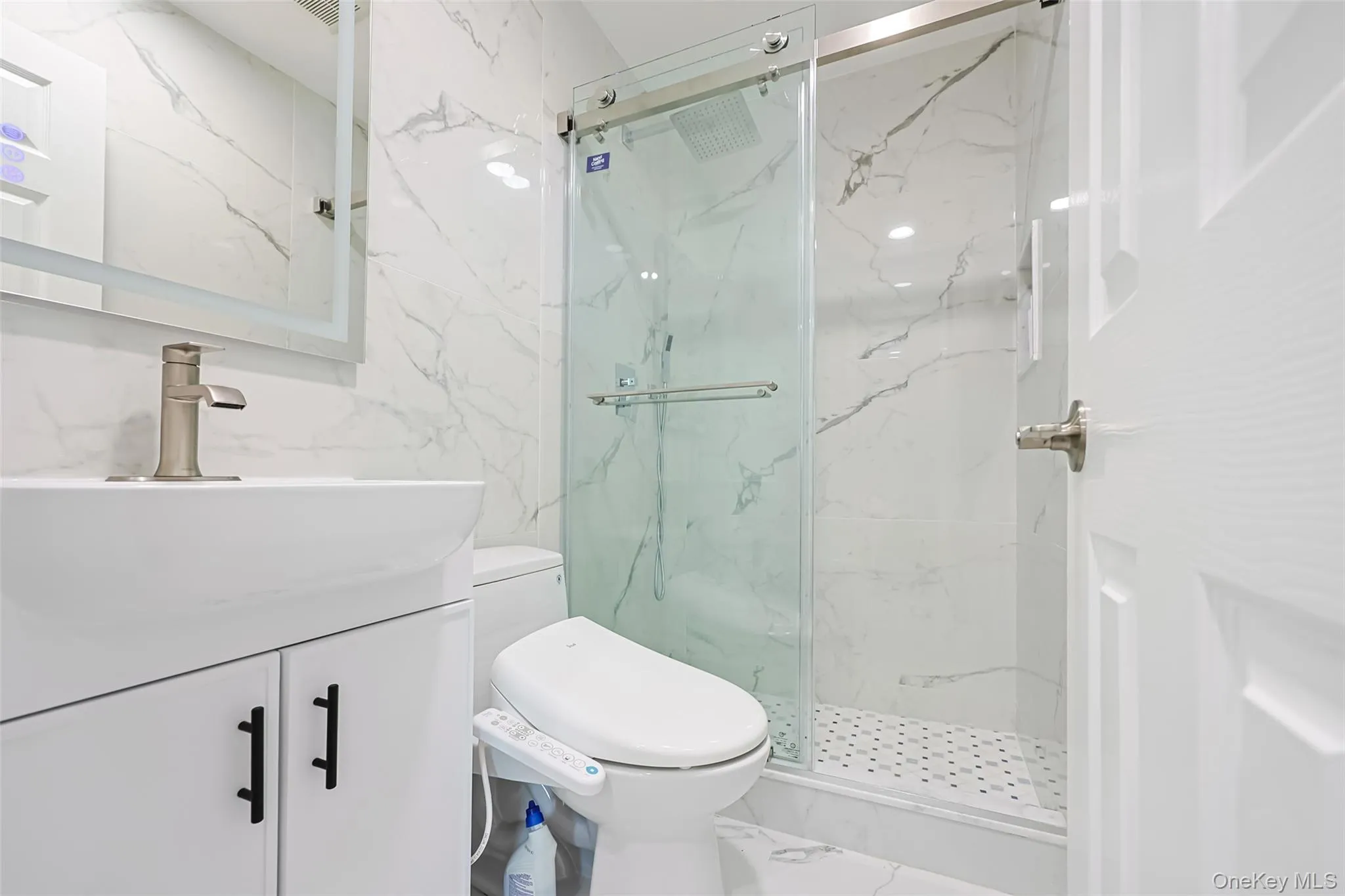 8 Parkview Drive, Oyster Bay, NY, 5 Bedrooms Bedrooms, 10 Rooms Rooms,5 BathroomsBathrooms,Residential,For Rent,Parkview,0,1024949 8 Parkview Drive, Oyster Bay, NY, 5 Bedrooms Bedrooms, 10 Rooms Rooms,5 BathroomsBathrooms,Residential,For Rent,Parkview,0,1024949
