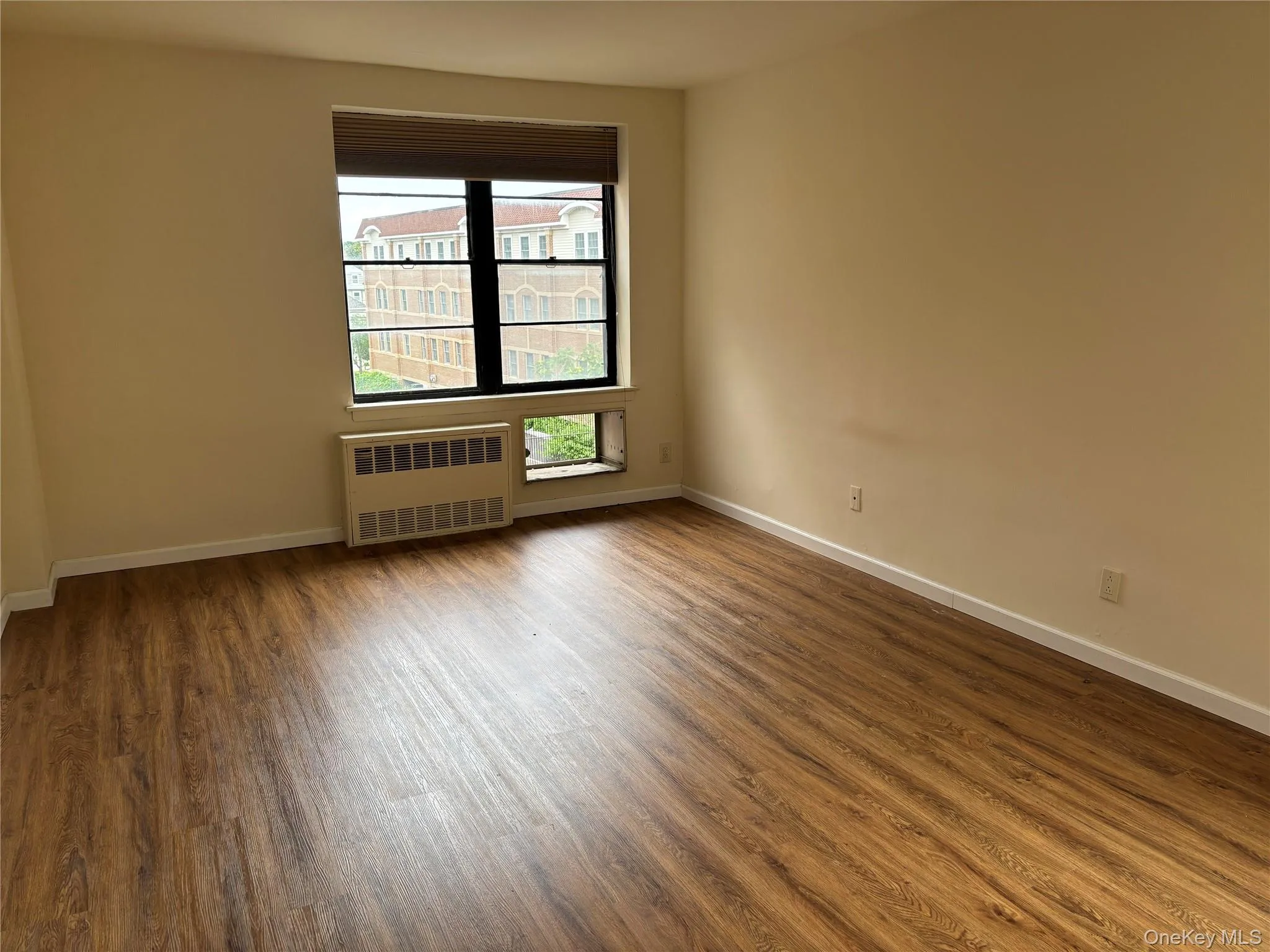 190 First Street, North Hempstead, NY, 1 Bedroom Bedrooms, 3 Rooms Rooms,1 BathroomBathrooms,Residential Lease,For Rent,First,0,1024950 190 First Street, North Hempstead, NY, 1 Bedroom Bedrooms, 3 Rooms Rooms,1 BathroomBathrooms,Residential Lease,For Rent,First,0,1024950